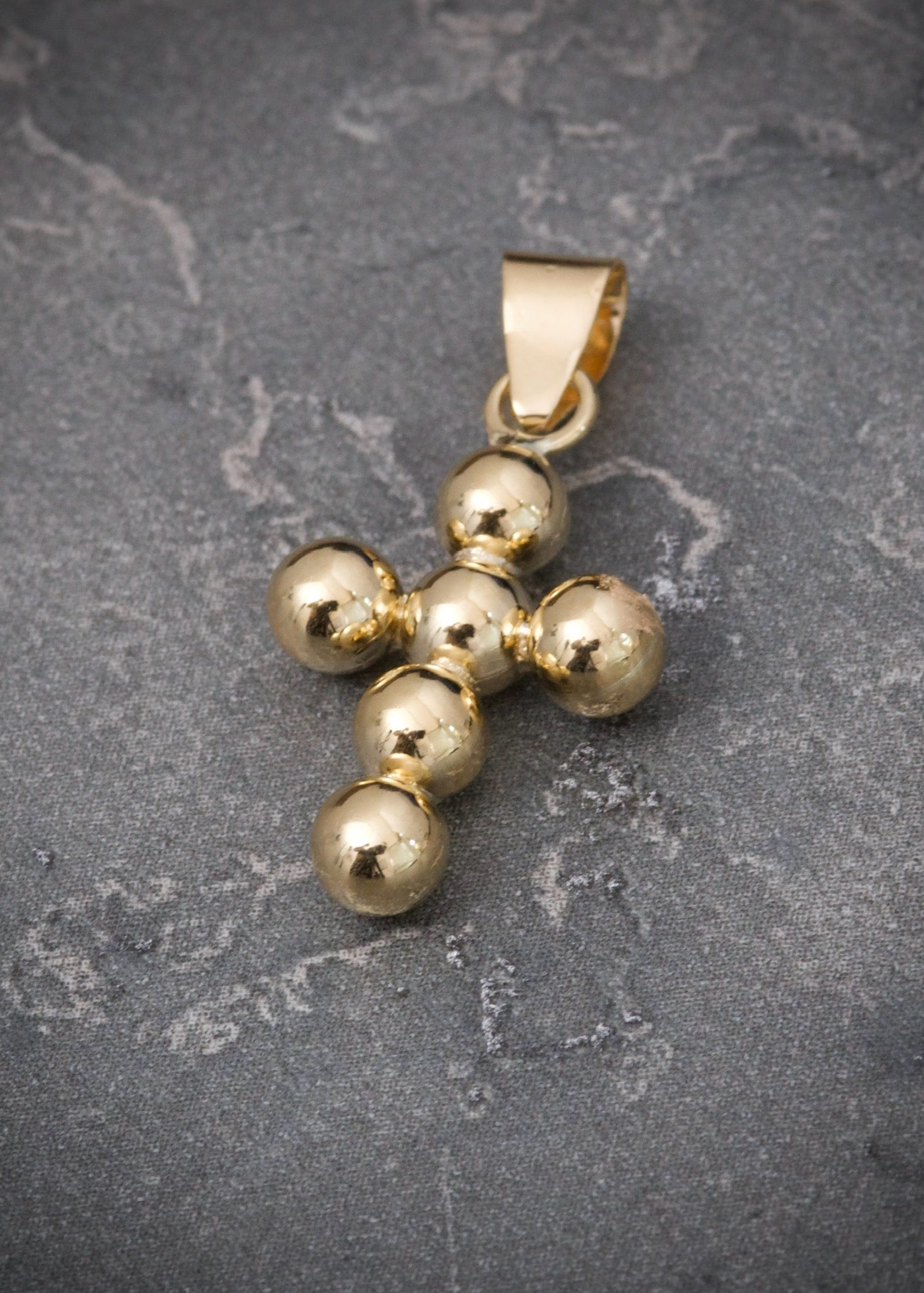 Dije Cruz 0.8gr / Largo 2.5cm / Oro Amarillo Nac B