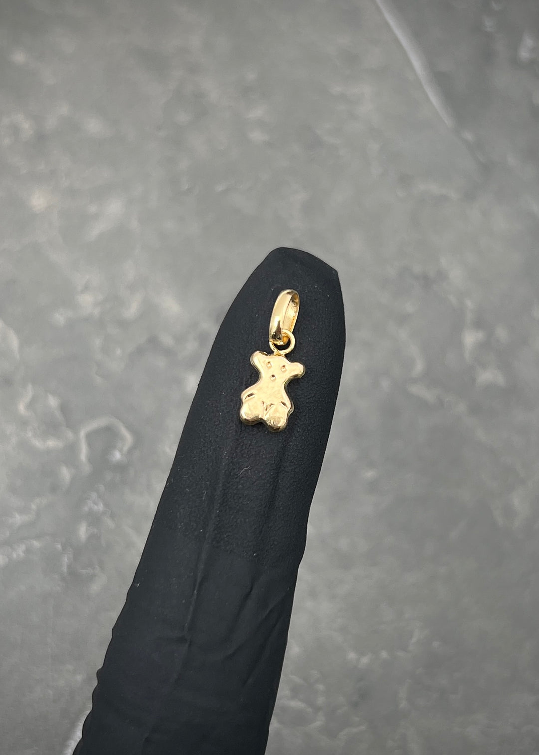 Dije Oso Th 0.3gr / 1.4cm / 5.5mm — Oro Amarillo