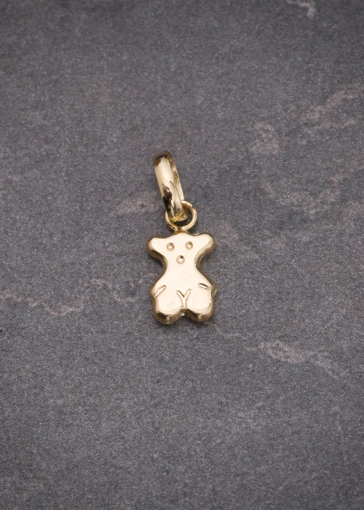 Dije Oso Th 0.3gr / 1.4cm / 5.5mm — Oro Amarillo