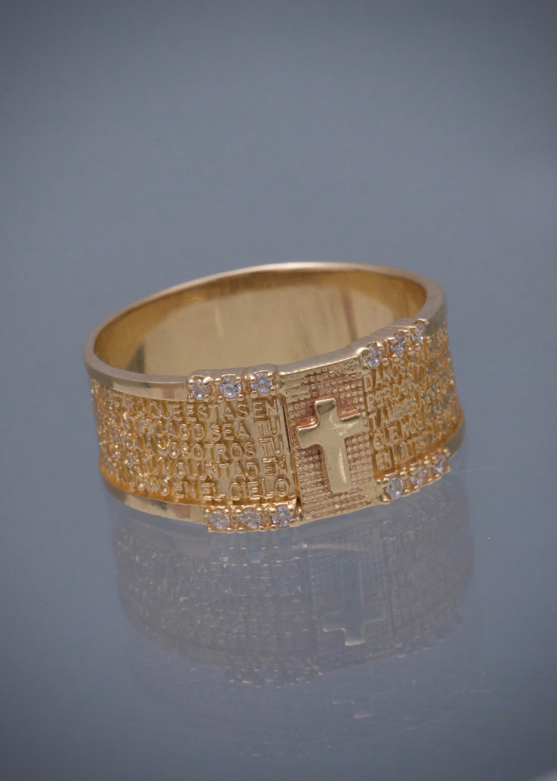 Anillo cruz con swarovski blanco 11.6gr / TALLA 14 1/2 / Oro Amarillo Nac M