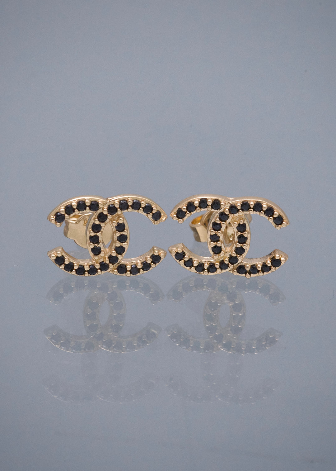 Topos ch con Swarovski Negro 1.95gr / 0.8cm / 11mm — Oro Amarillo