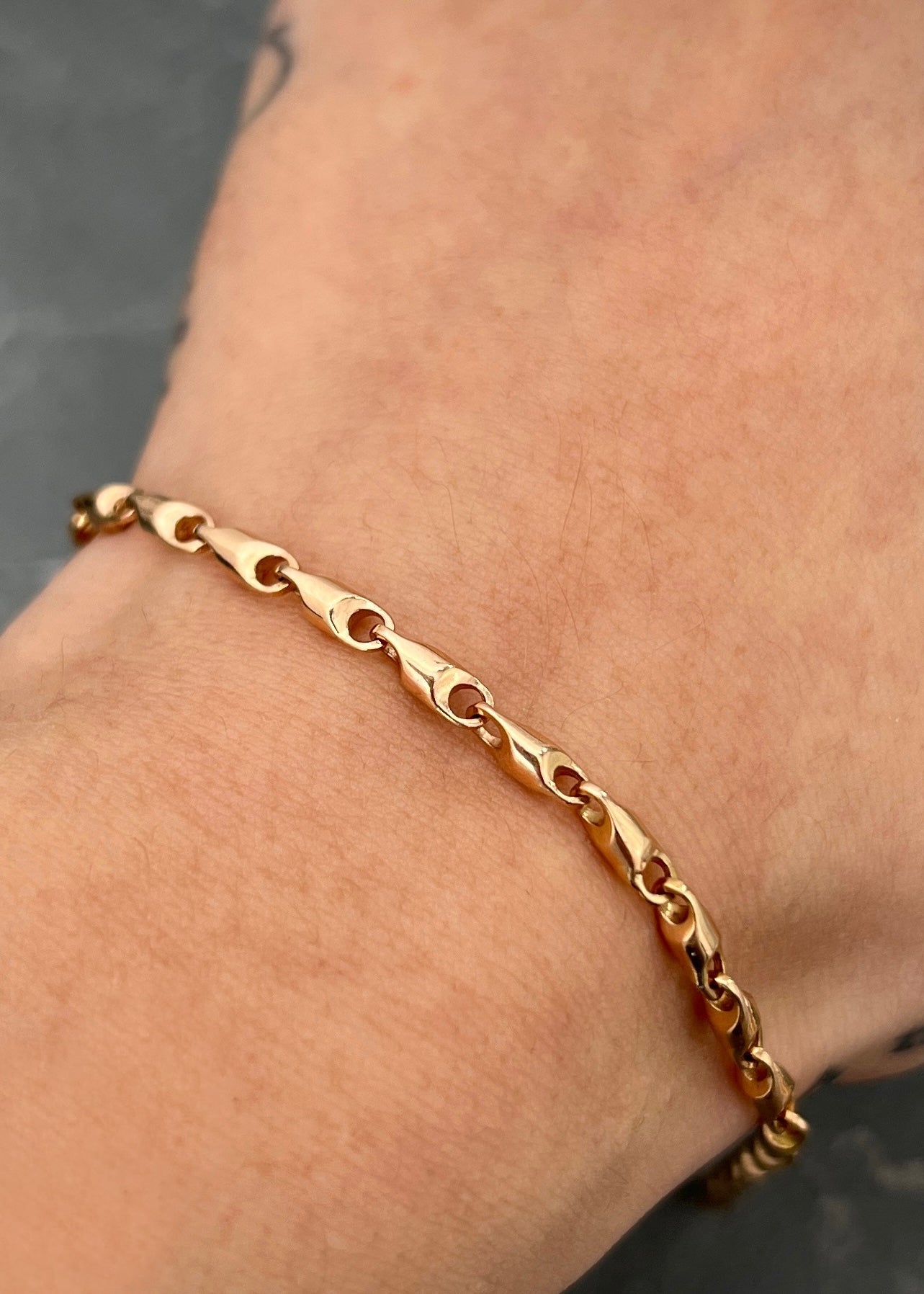 Pulso rustico 9.3gr / Largo 19cm / Oro Rosado Nac M