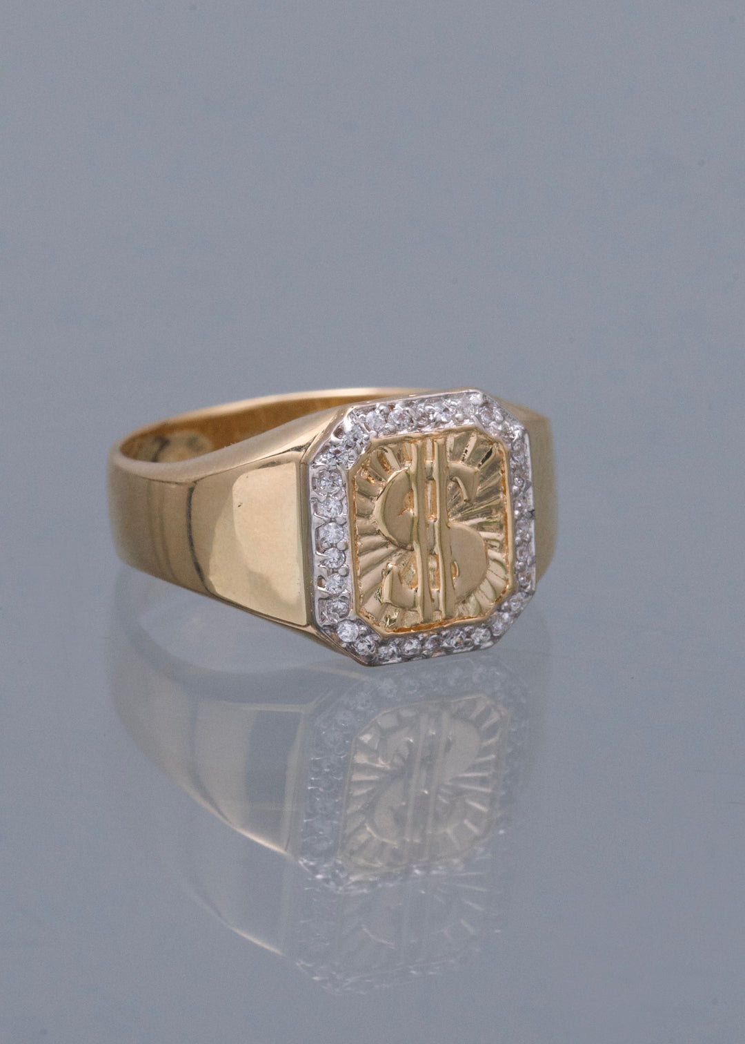 Anillo Signo Peso con Swarovski Blanco 4.4gr / Talla 9 1/2 — Oro Amarillo