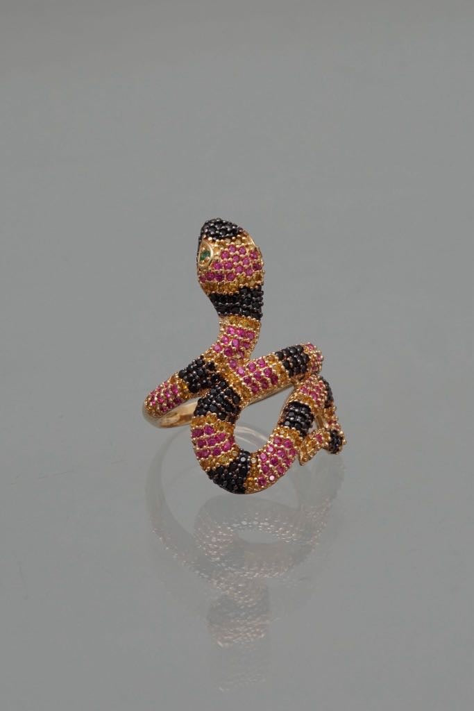 Anillo serpiente con swarovski multicolor 7.1gr / TALLA 6 3/4 / Oro Amarillo Nac P