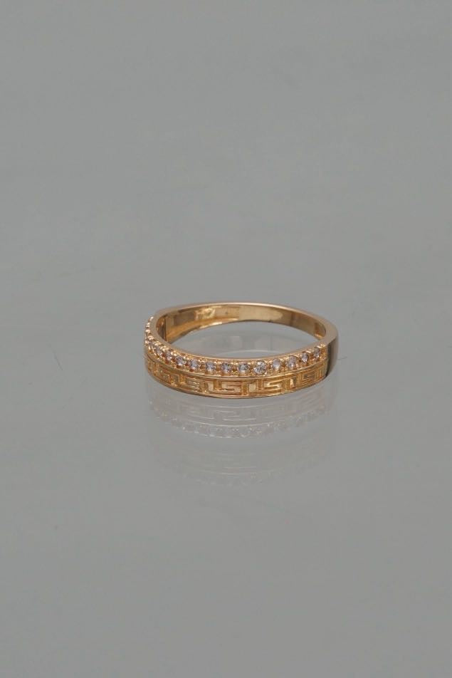 Anillo con swarovski blanco 2.95gr / TALLA 6 3/4 / Oro Amarillo Nac P