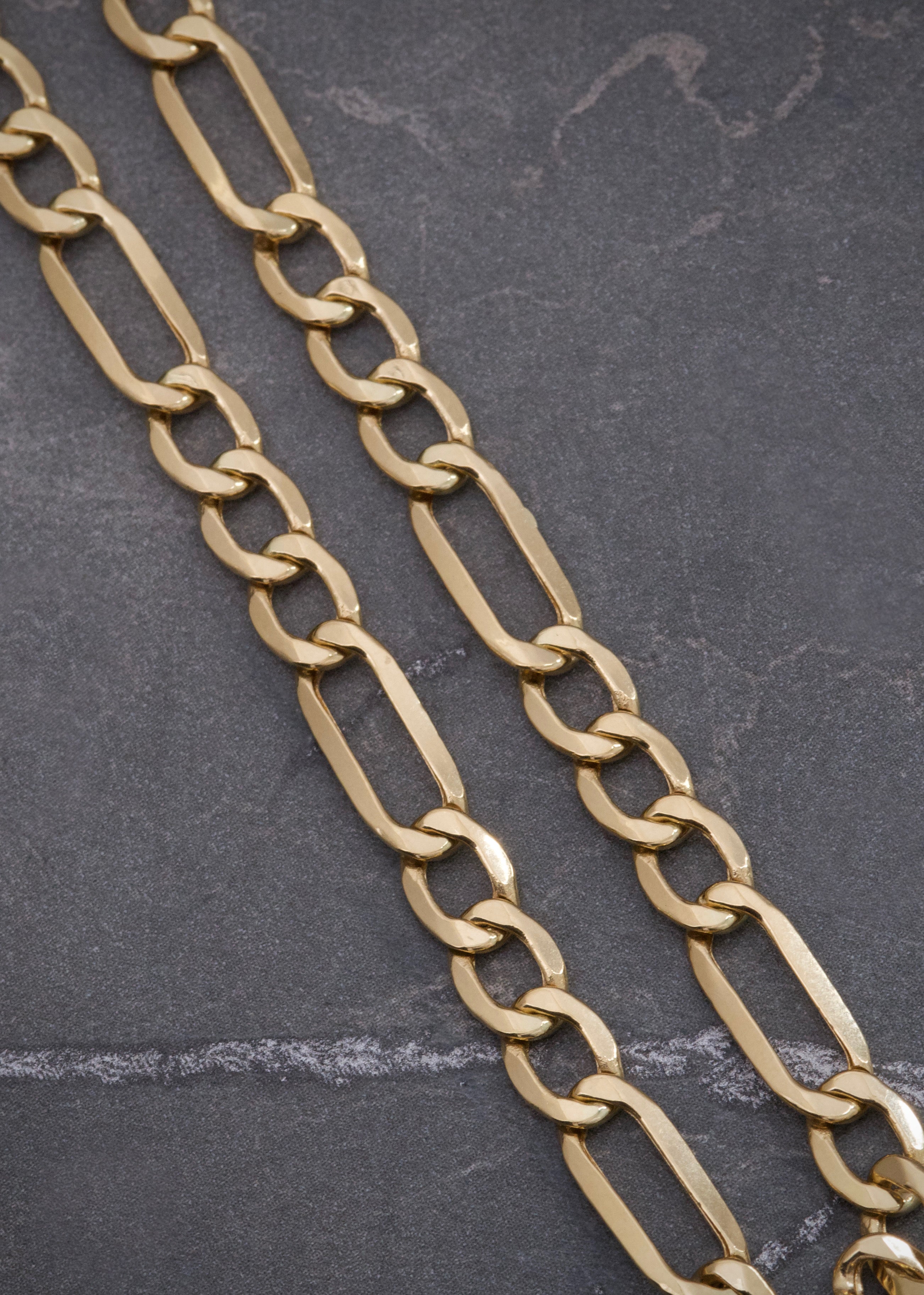 Cadena figaro 10.7gr / Largo 60cm — Oro Amarillo