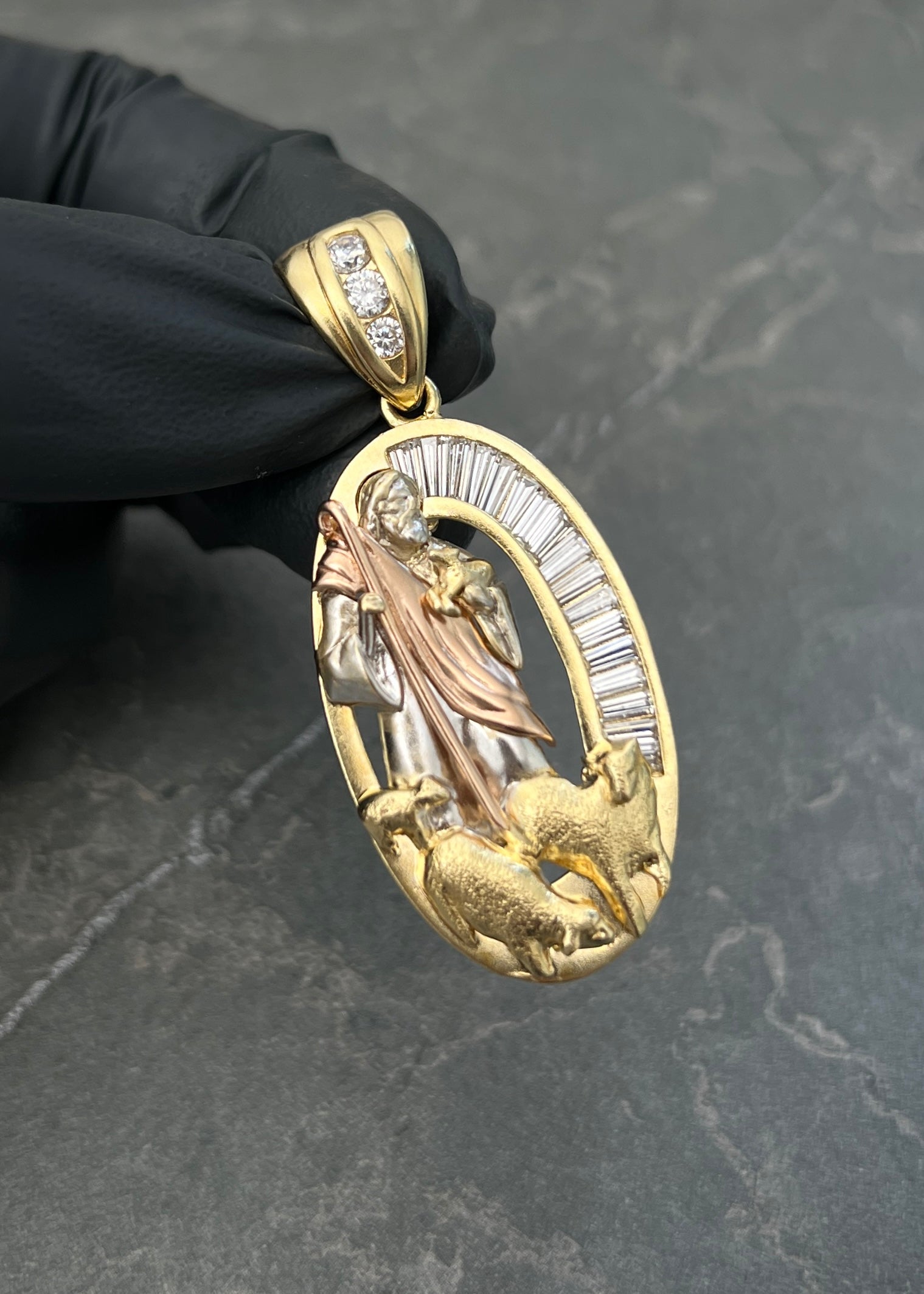 Dije el Buen Pastor 12.5gr / 5cm / 21mm — Oro Amarillo