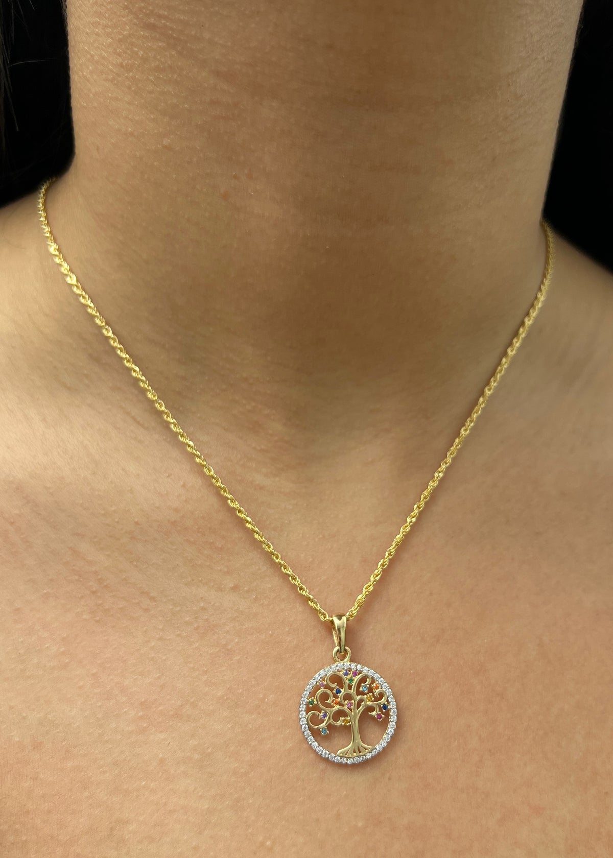 Dije Arbol de la Vida con Swarovski 2.2gr / 2.7cm / 18mm — Oro Amarillo