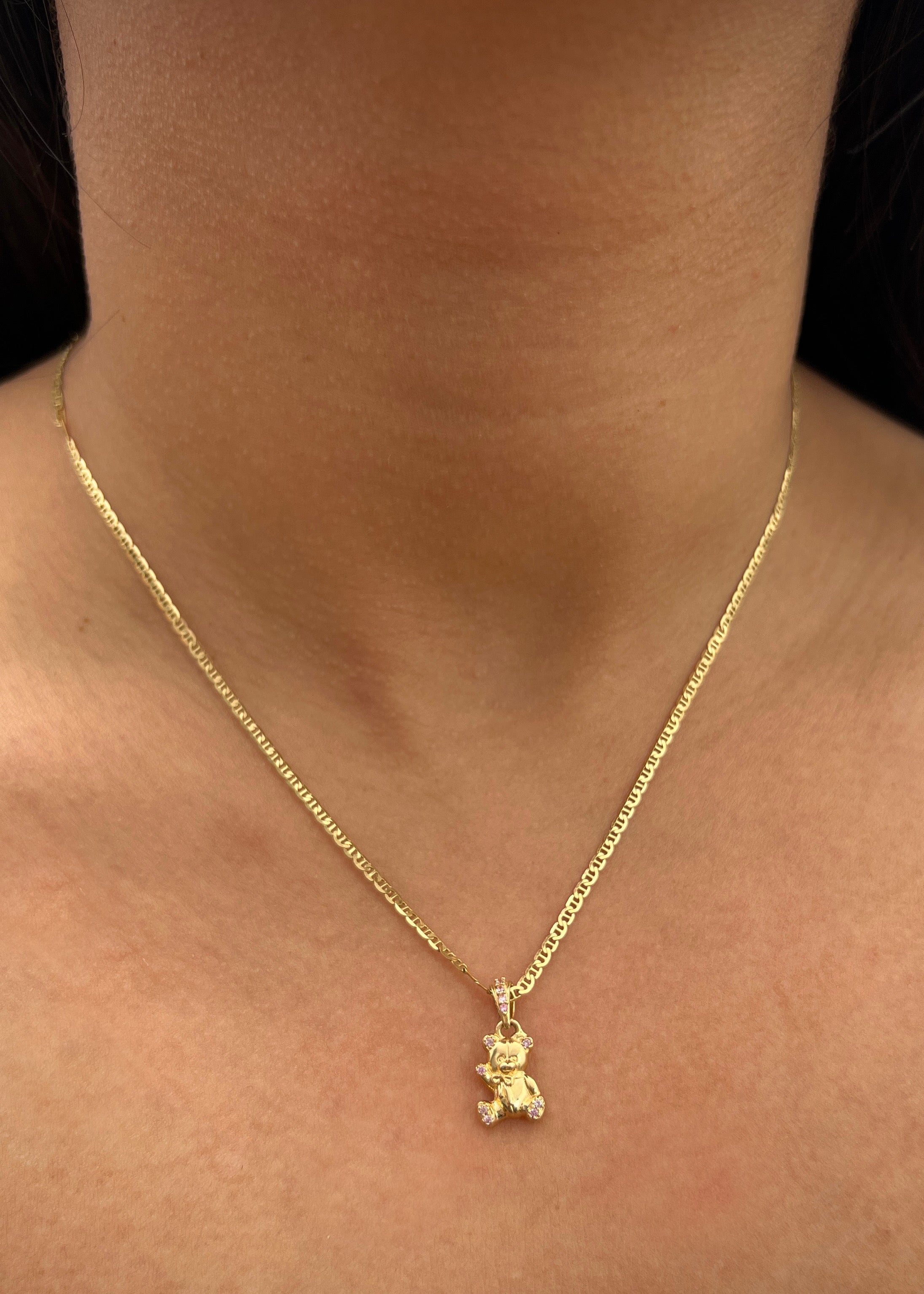 Dije oso con swarovski morado 1.3gr / Largo 1.7cm / Oro Amarillo Nac B