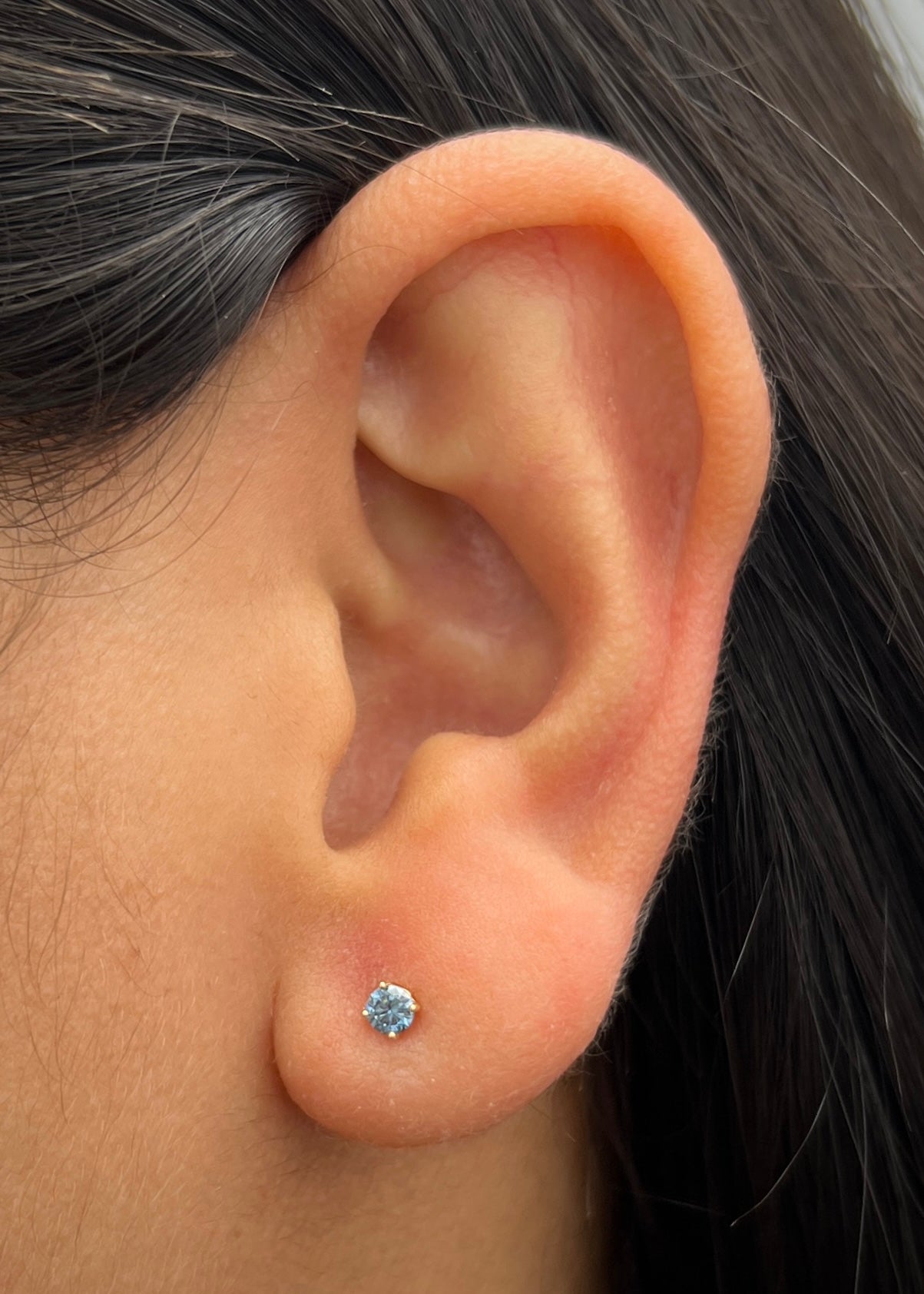 Topos con 21pts de Moissanita 0.45gr / 0.3cm / 3mm — Oro Amarillo