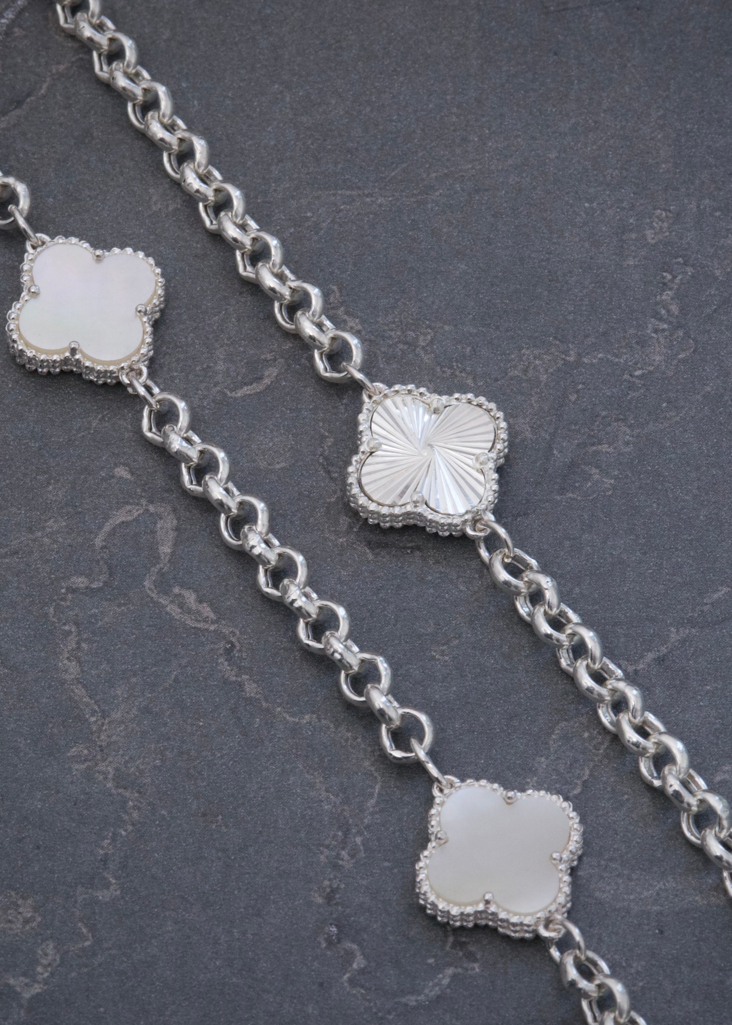 Cadena Lucky Clover Diamantada y Piedra Blanca 15.1gr / 50cm / 14.3mm — Plata 925