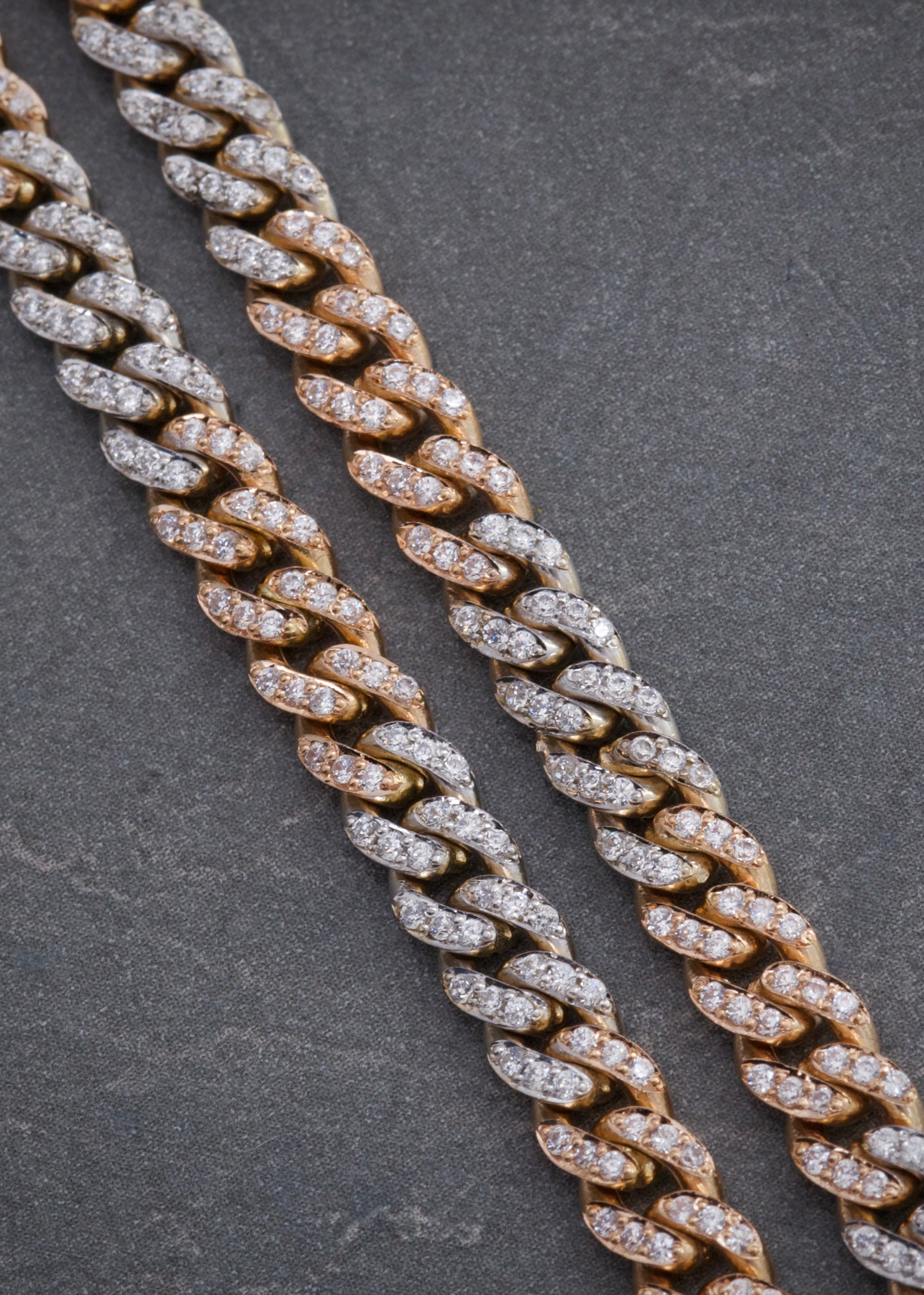 Cadena cubana con swarovski blanco 40.45gr / Largo 50cm / Dos Oros Nac M