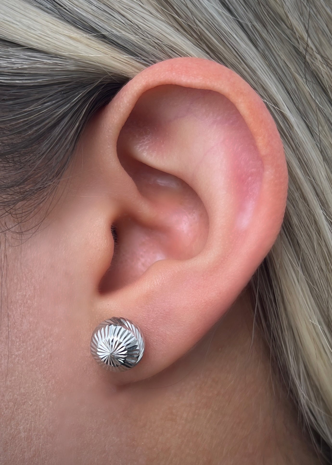 Topos bola diamantada 9mm 1.45gr / Oro Blanco Nac M