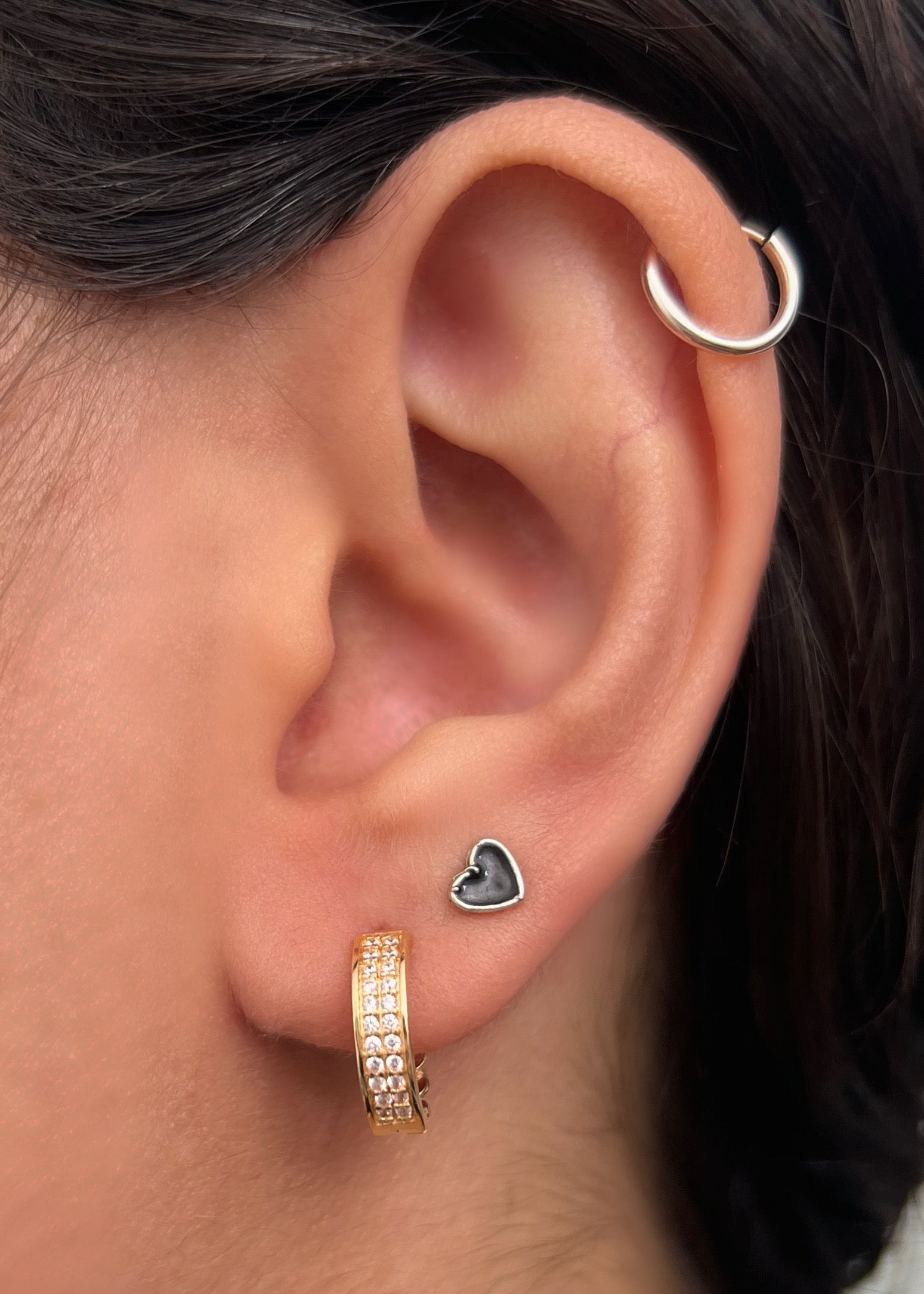 Candongas con swarovski blanco 3gr / Largo 1.2cm / Oro Amarillo Nac B