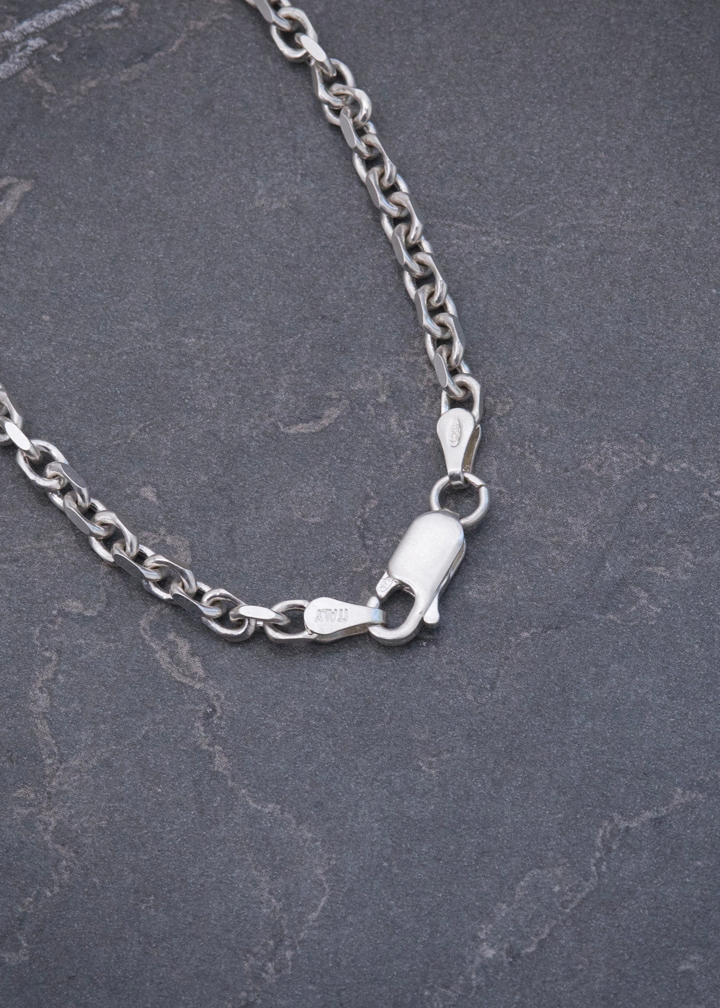 Cadena Lucky Clover Diamantada 23.7gr / 50cm / 13.8mm — Plata 925