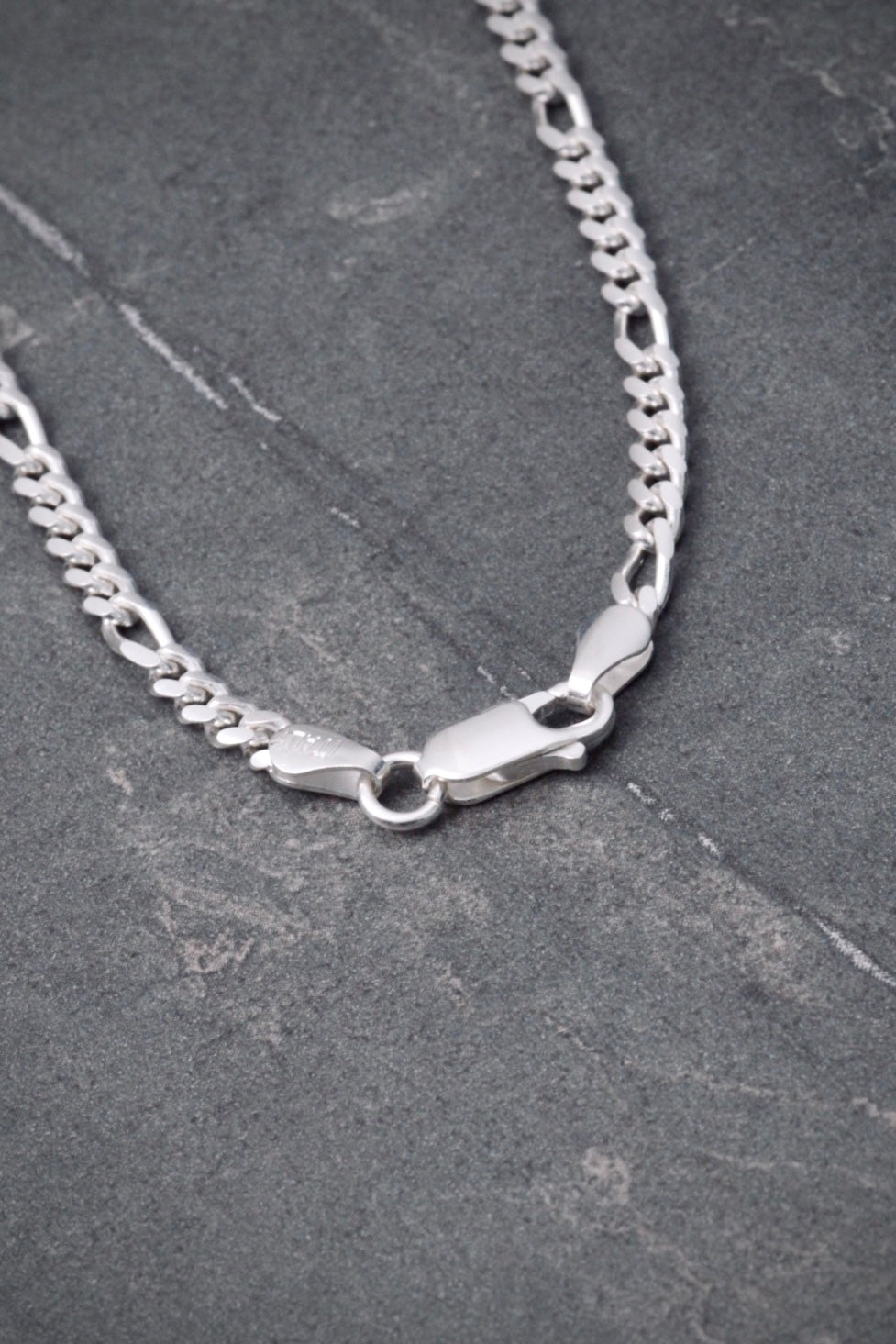 Cadena figaro 15gr / Largo 55cm / — — Plata