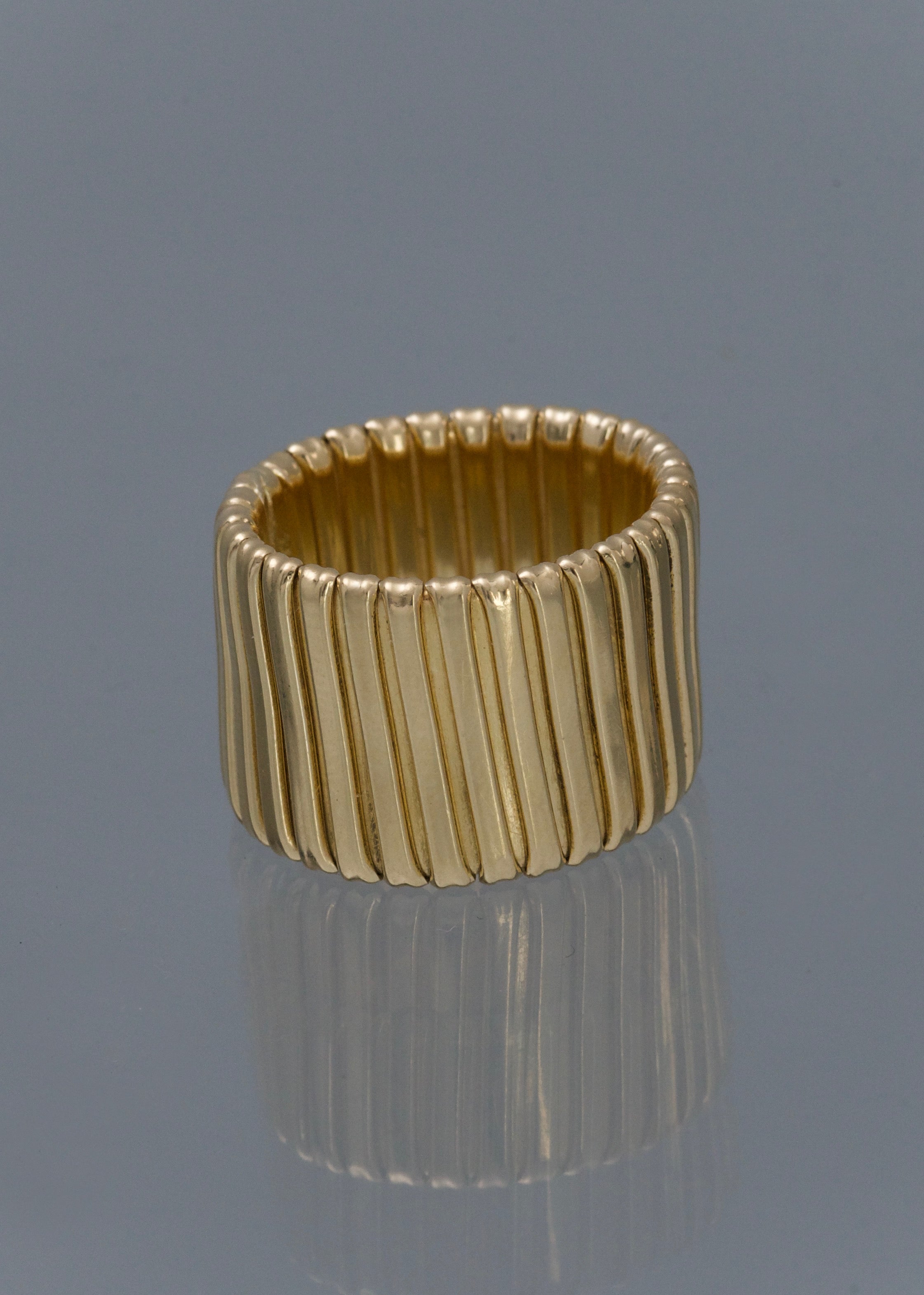 Anillo 8.65gr / TALLA 6 1/2 / Oro Amarillo italy cte P