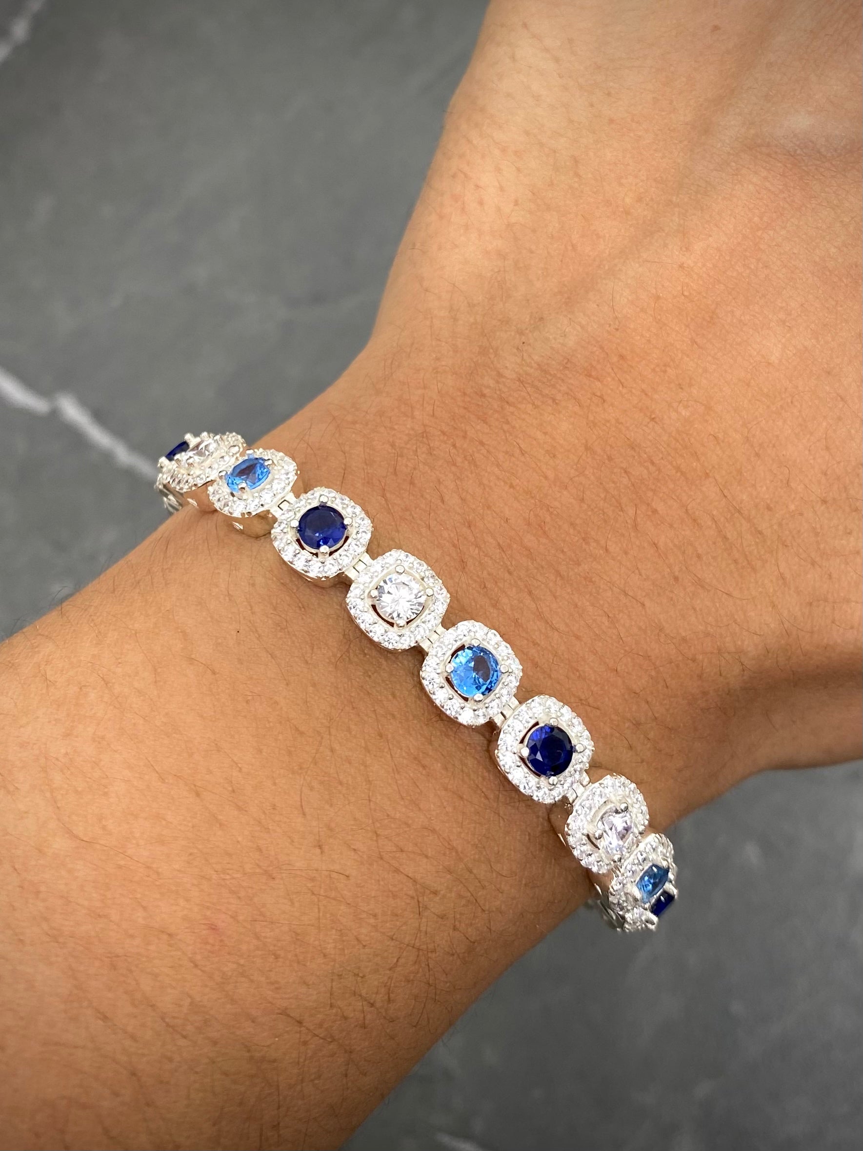Pulso Tenis con Swarovski Azul y Blanco 21.4gr / 18cm / 7.7mm — Plata 925