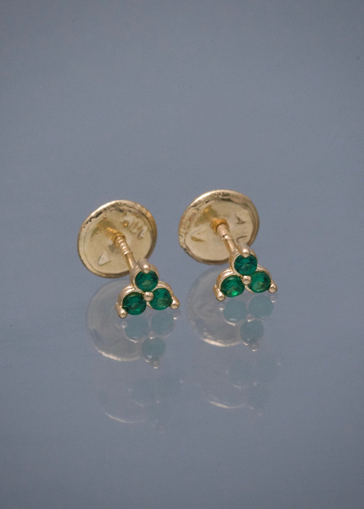 Topos con Swarovski Verde 0.5gr / 0.4cm / 4mm — Oro Amarillo