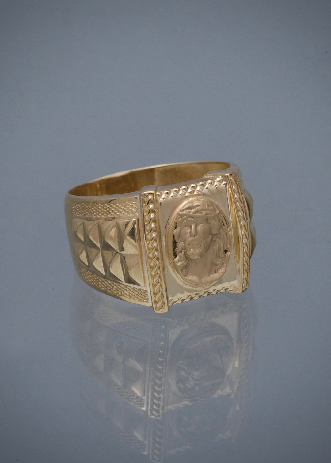 Anillo rostro de jesus diamantado 6.4gr / TALLA 9 1/2 — Oro Amarillo