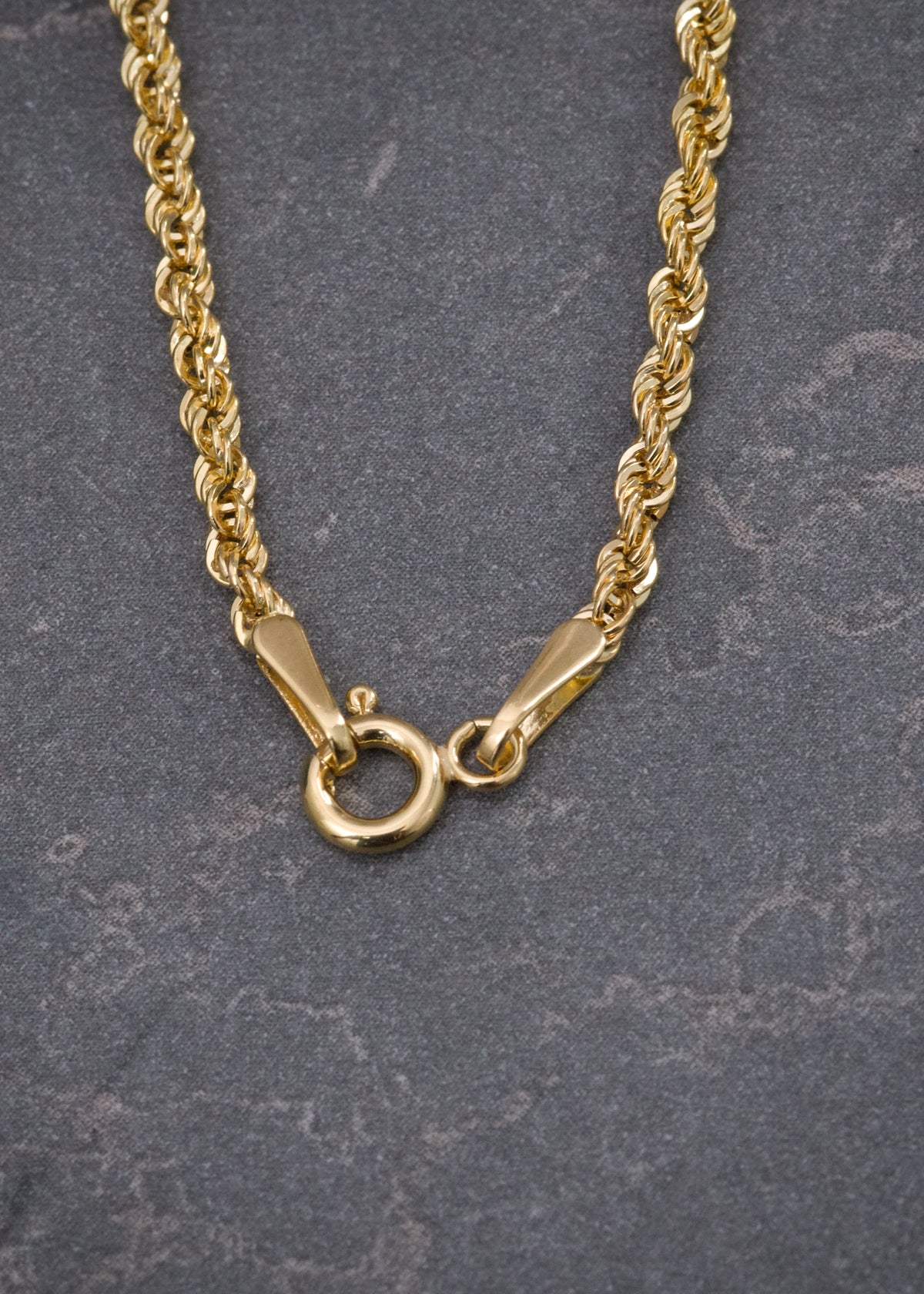 Cadena Lazo 2.4gr / 45cm / 2.2mm — Oro Amarillo
