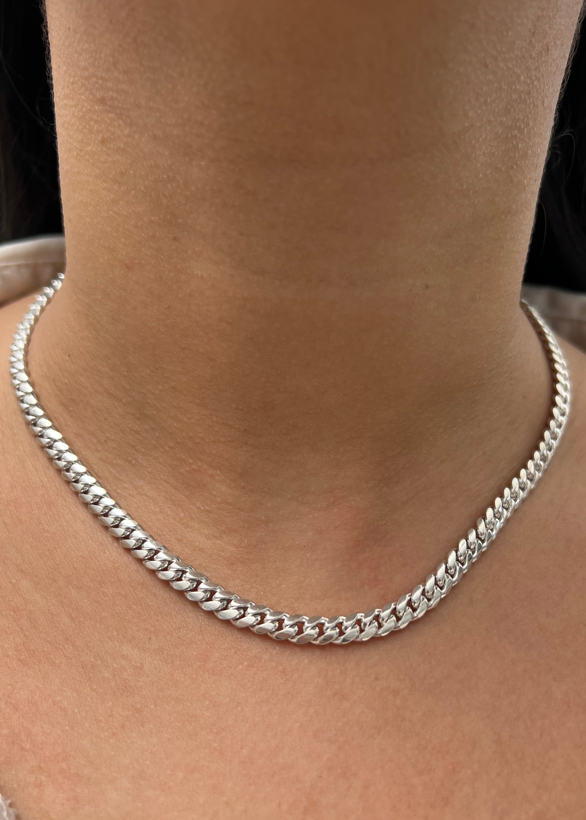 Cadena cubana 36.4gr / Largo 42cm / Plata B