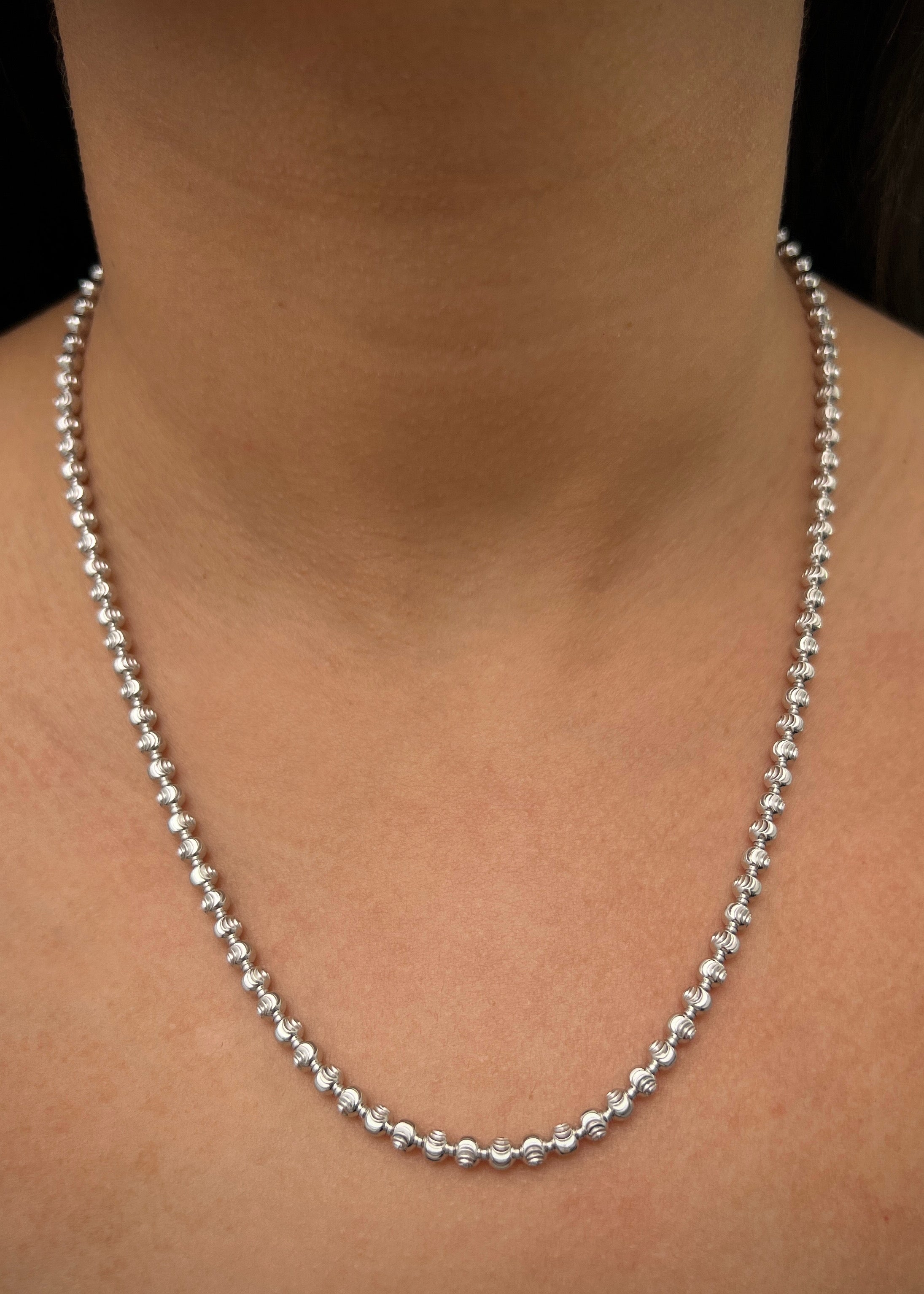 Cadena militar diamantado luna 4mm 21.6gr / Largo 50cm / Oro Blanco (Joya)*