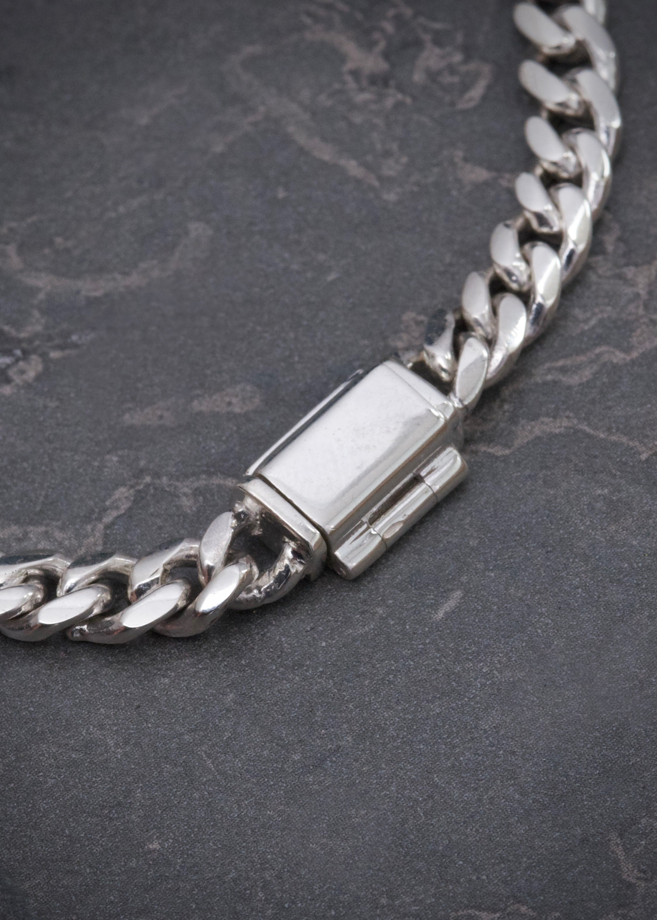 Cadena cubana 36.4gr / Largo 42cm / Plata B