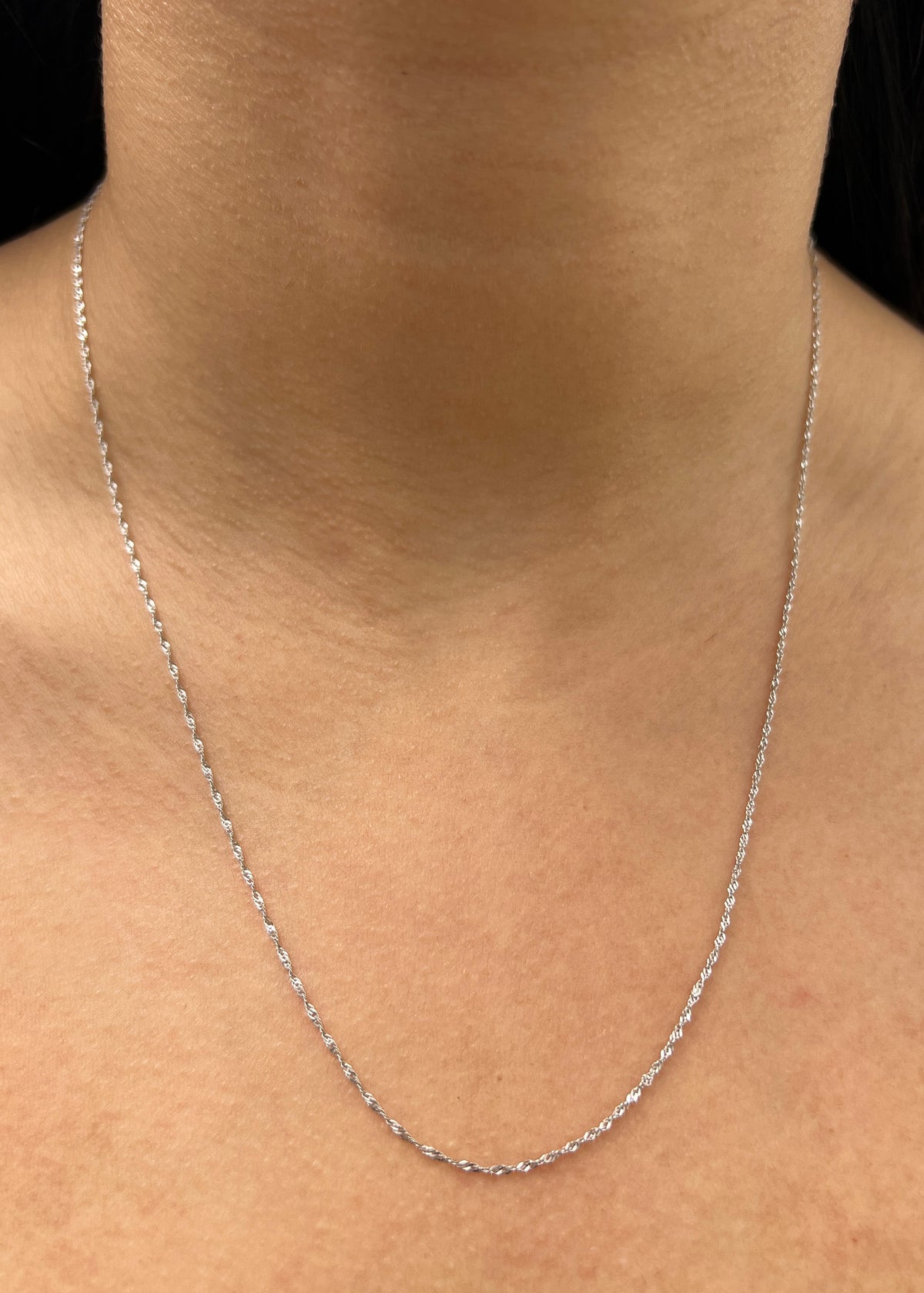 Cadena Singapur 1.1gr / 50cm / 1mm — Oro Blanco