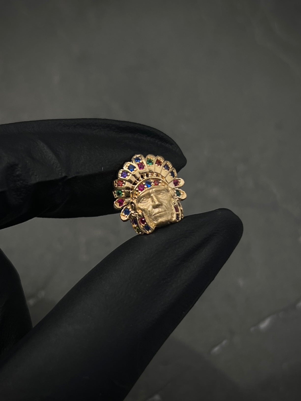 Herraje indio con swarovski multicolor 2.3gr / Largo 1,2cm / Oro Amarillo Nac B