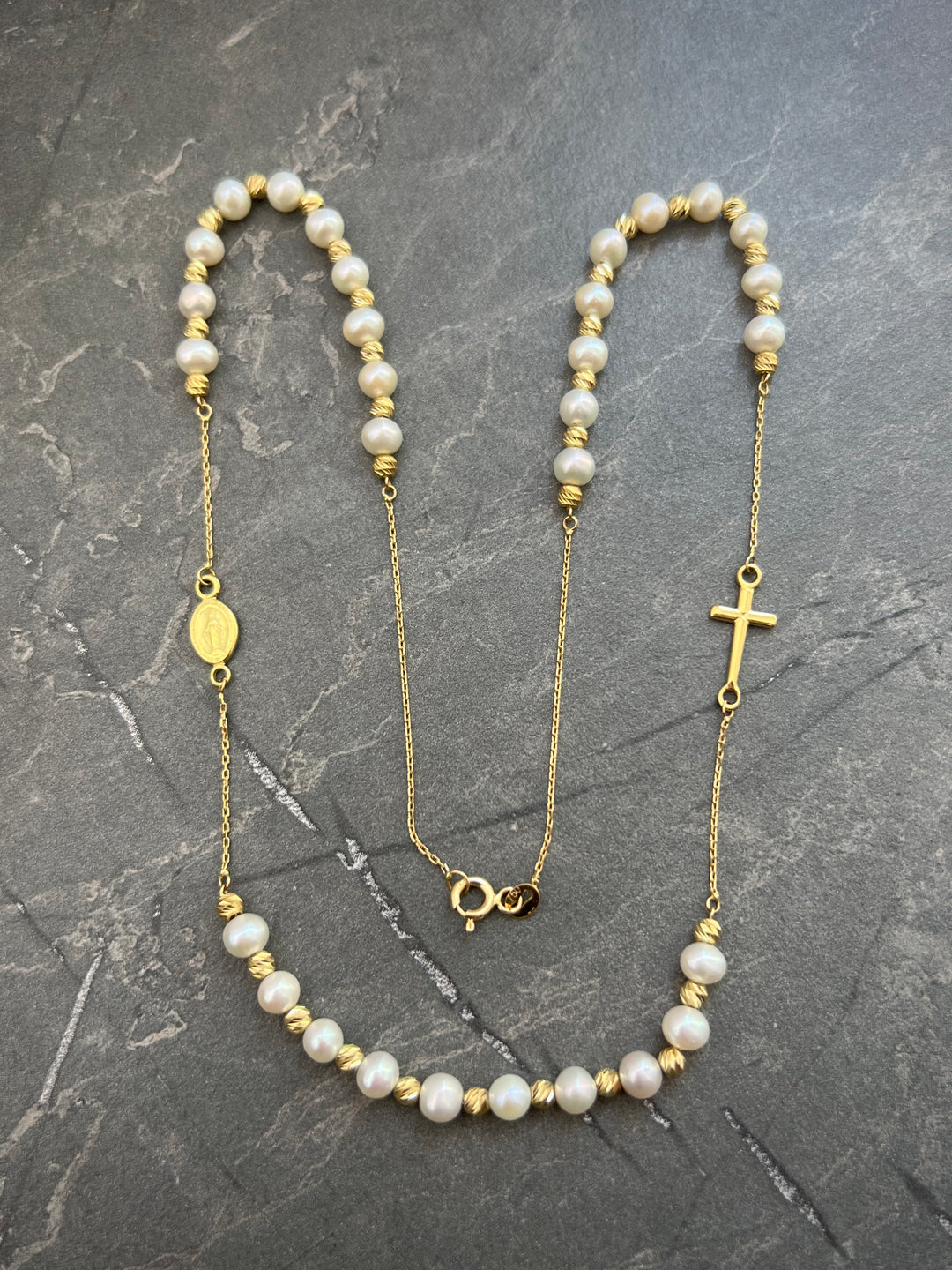 Cadena tipo denario 8.5gr / Largo 45cm — Oro Amarillo