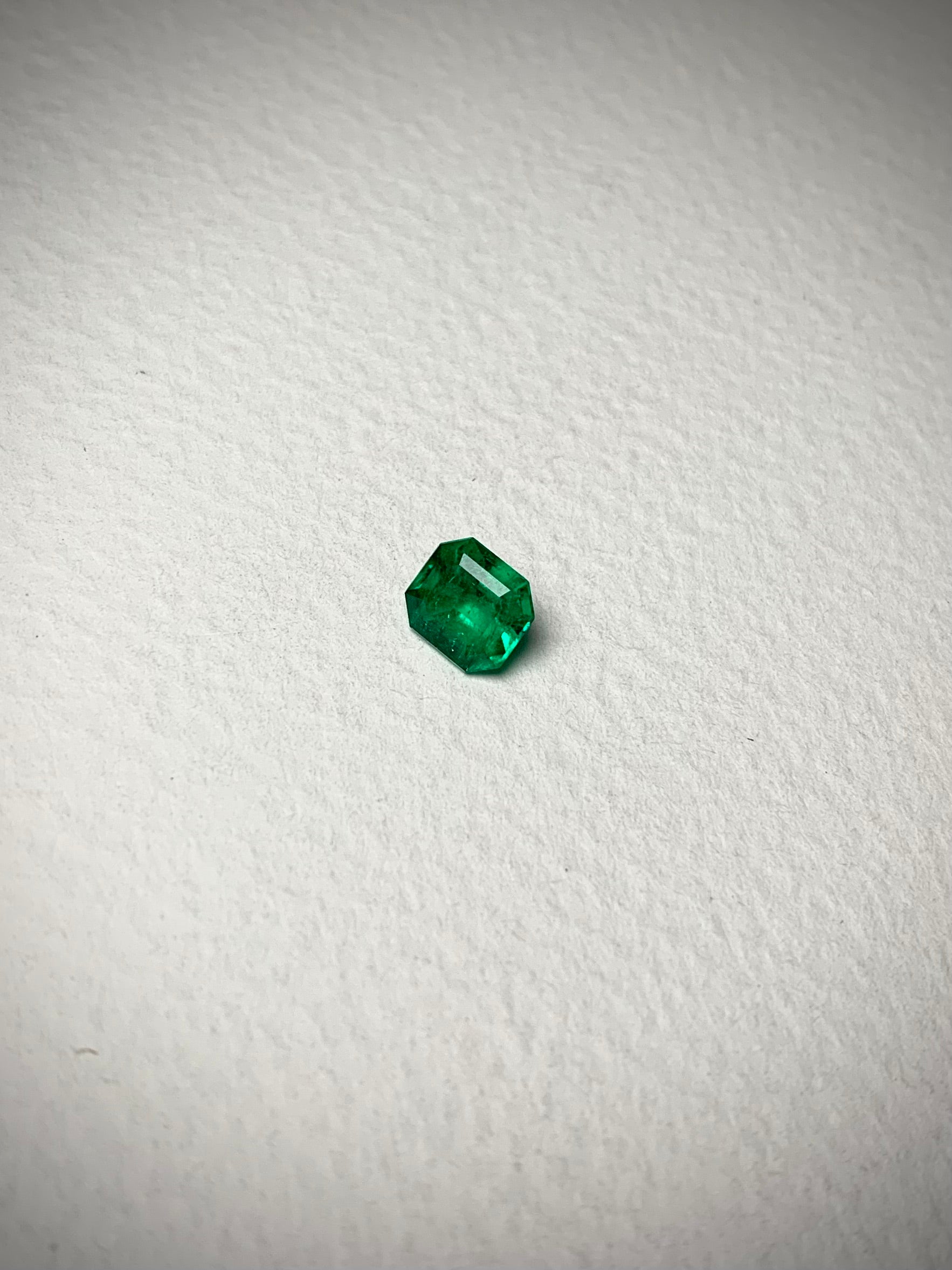 Esmeralda Cuadrada Con 186 Pts Largo 0,8cm / (Joya) B