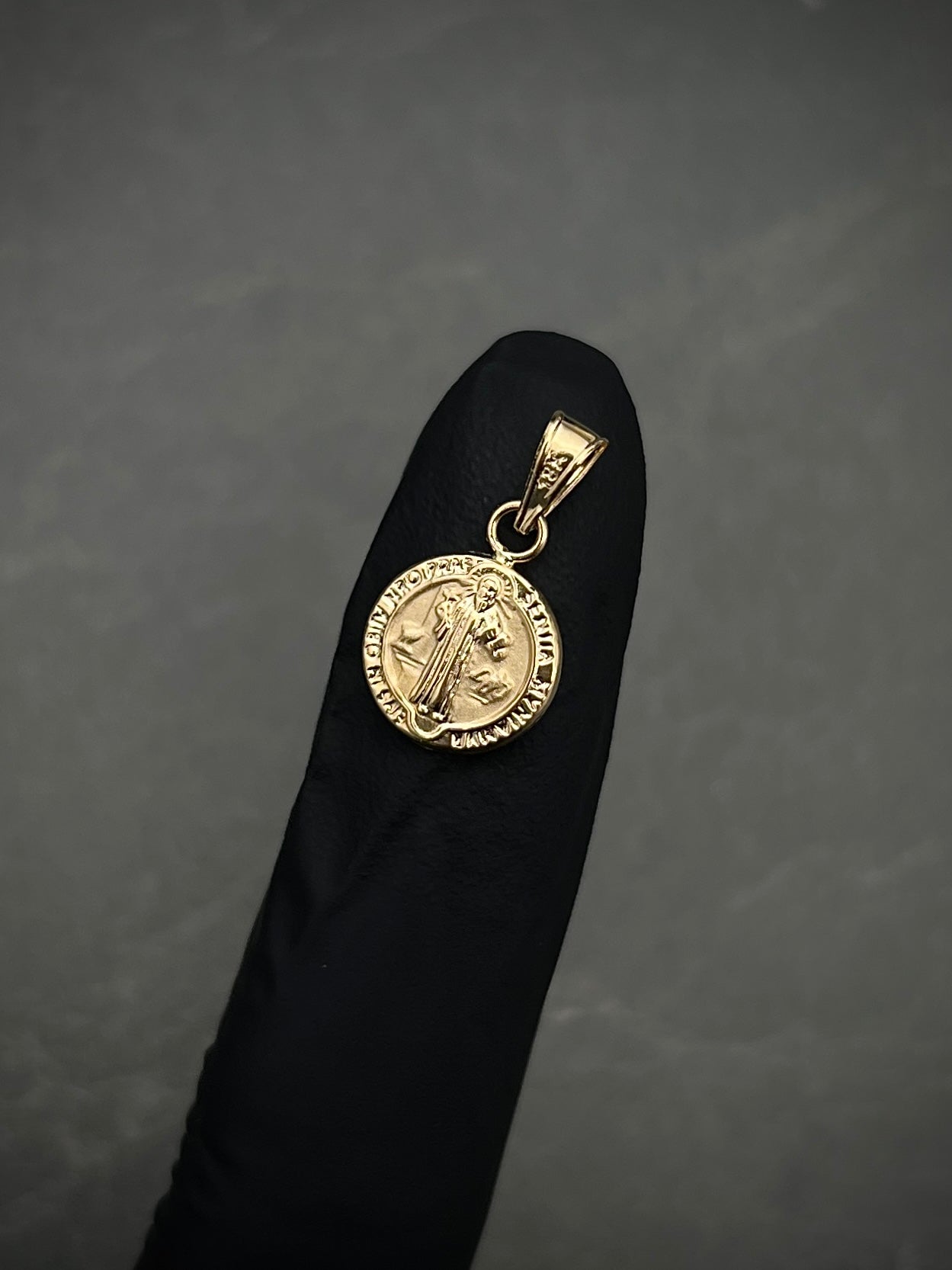 Dije san benito 0.55gr / 1.5cm / Oro Amarillo Nac P