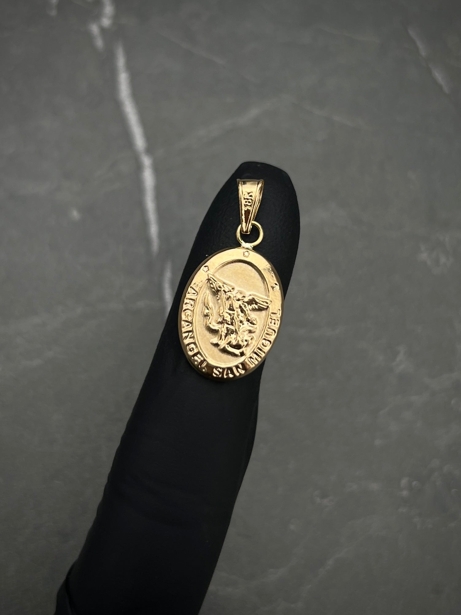 Dije arcangel san miguel 1.2gr / 2.5cm / Oro Amarillo Nac P