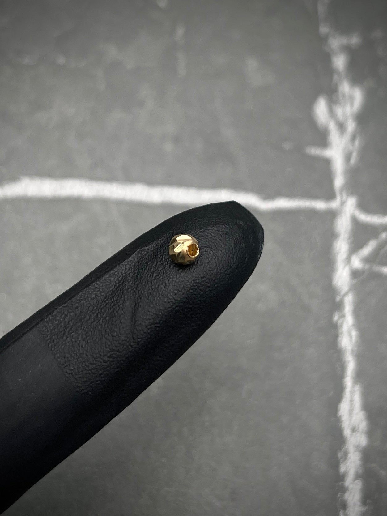 Bolas diamantadas 4mm 0.14gr / Oro Amarillo Nac B