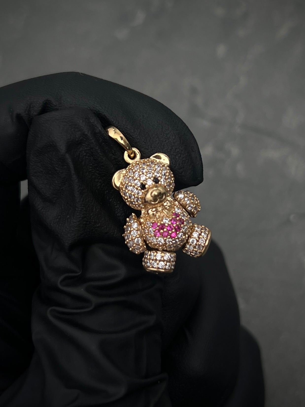 Dije De MIni Oso Con Corazon Y Swarovski 4.6gr / Largo 2.5cm / Oro Amarillo Nac B