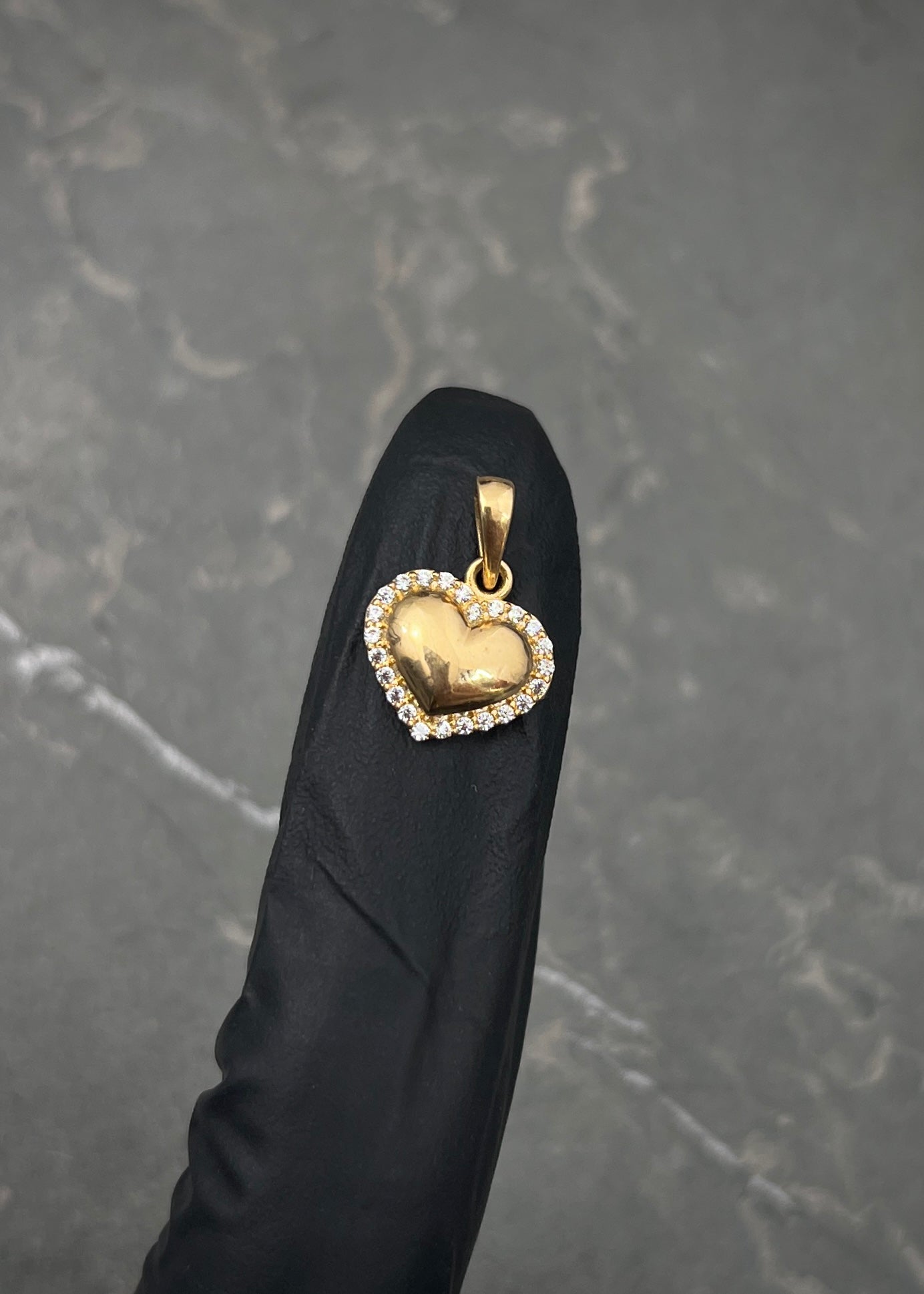 Dije corazon con swarovski blanco 1.3gr / Largo 1.6cm / Oro Amarillo Nac P