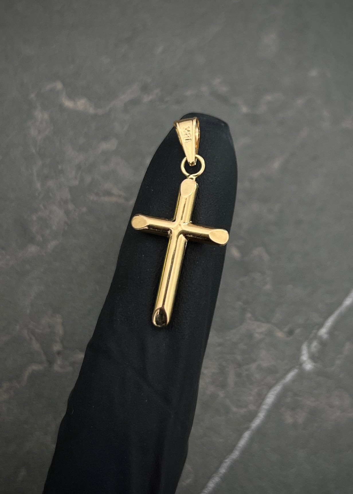Dije cruz lisa 0.7gr / Largo 3cm — Oro Amarillo