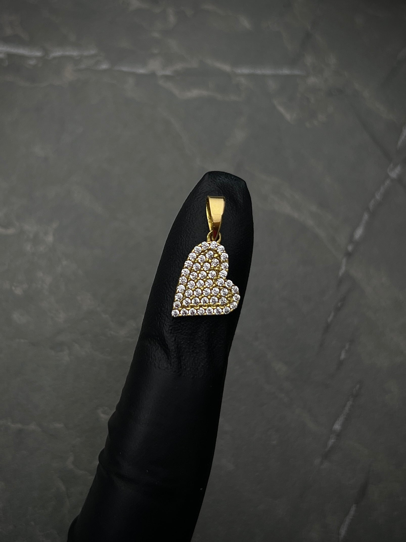 Dije Corazon Con Swarovski Blanco 1.3gr / Largo 2.0cm / Oro Amarillo italy +3 M