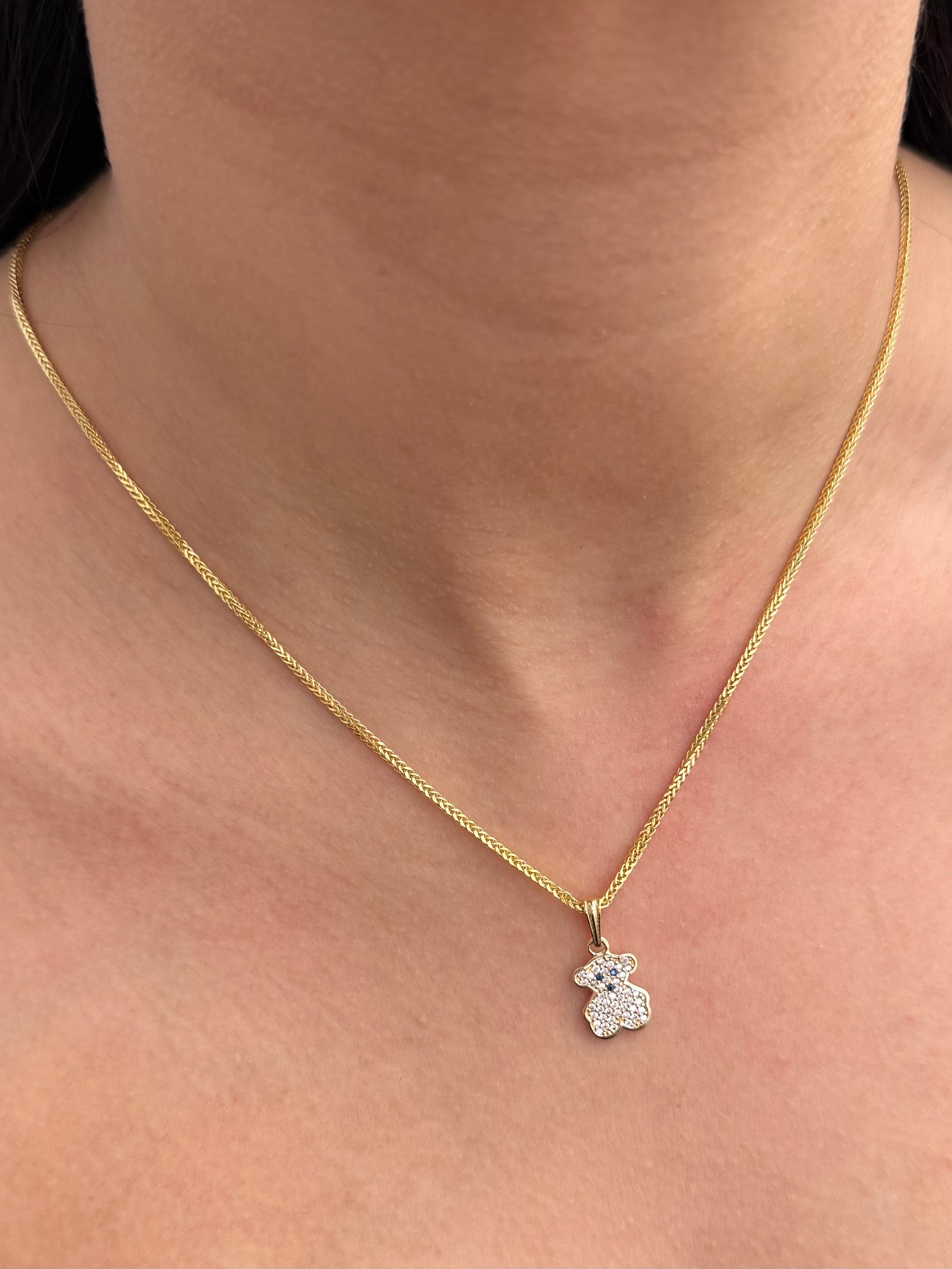 Dije Oso Th con Swarovski Blanco y Negro 1.3gr / 2cm / 1mm — Oro Amarillo