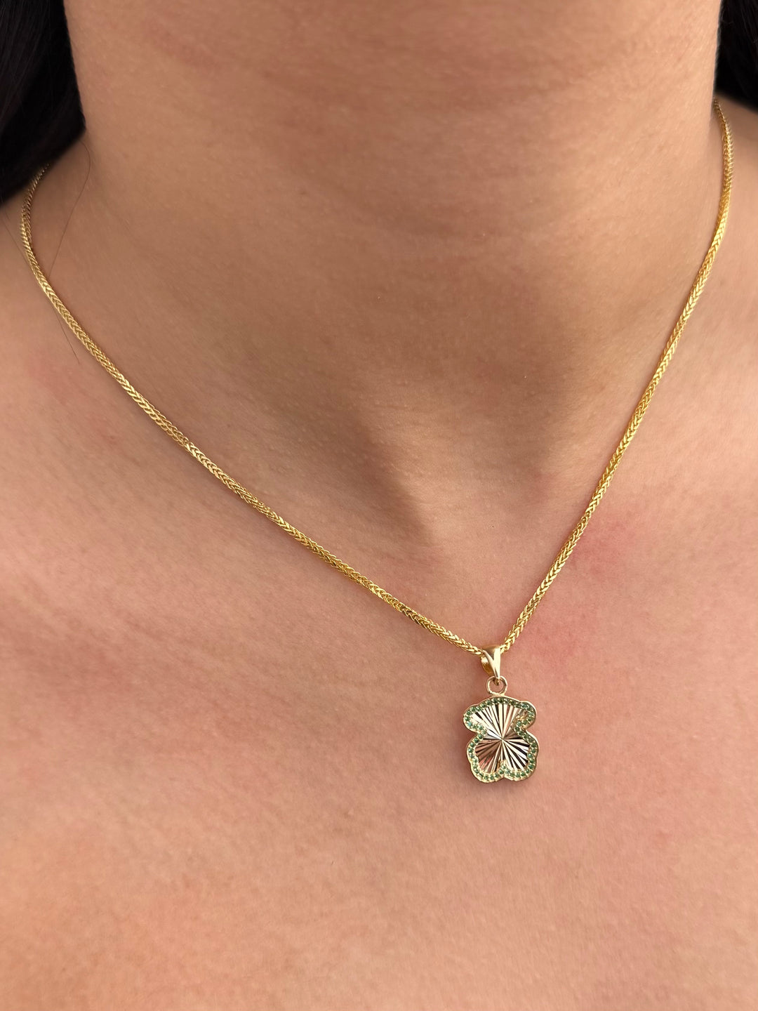 Dije Oso Th Diamantado 1.9gr / 2.3cm / 12.6mm — Oro Amarillo
