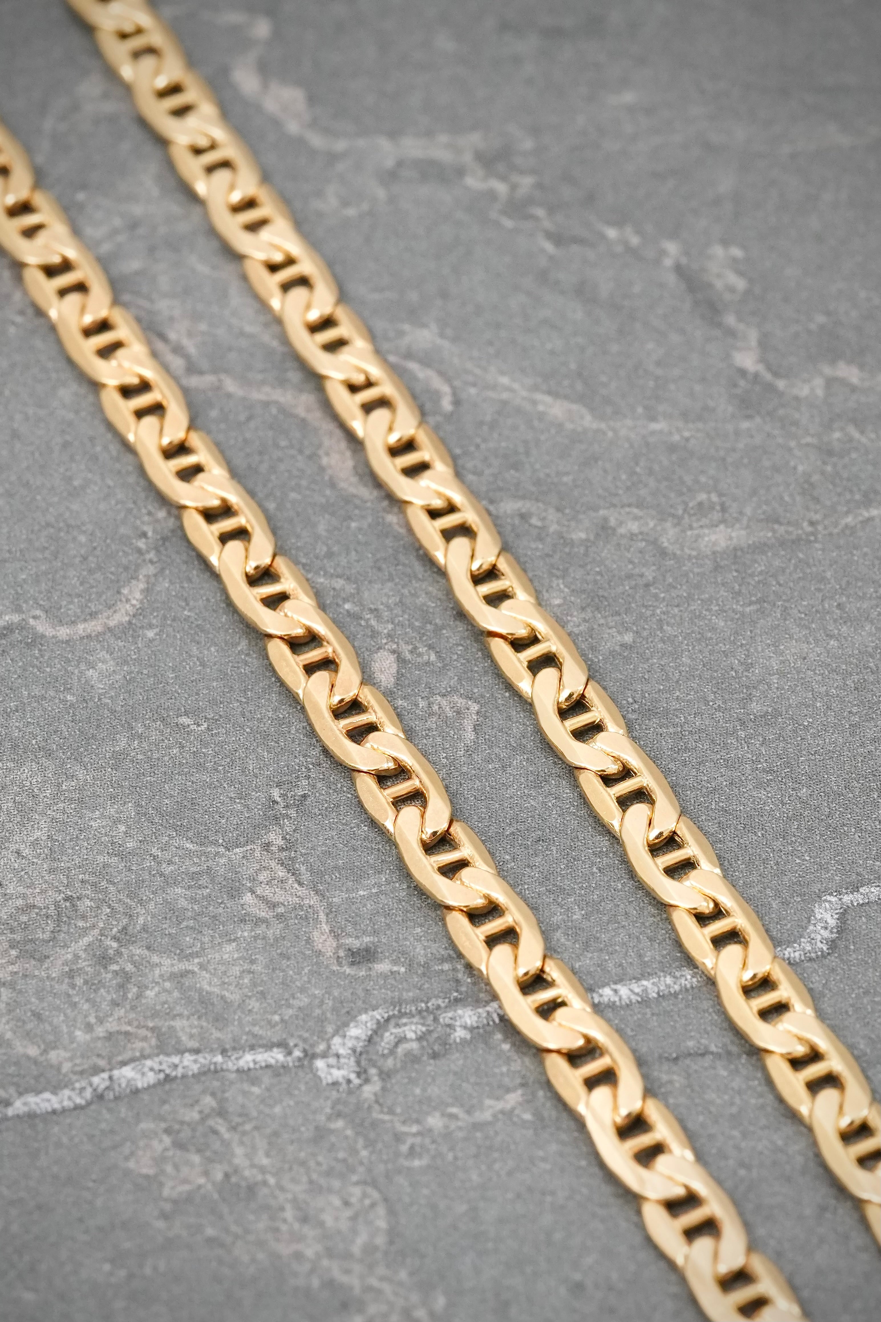 Cadena Escalera 8.95gr / 60cm / 3.8mm — Oro Amarillo