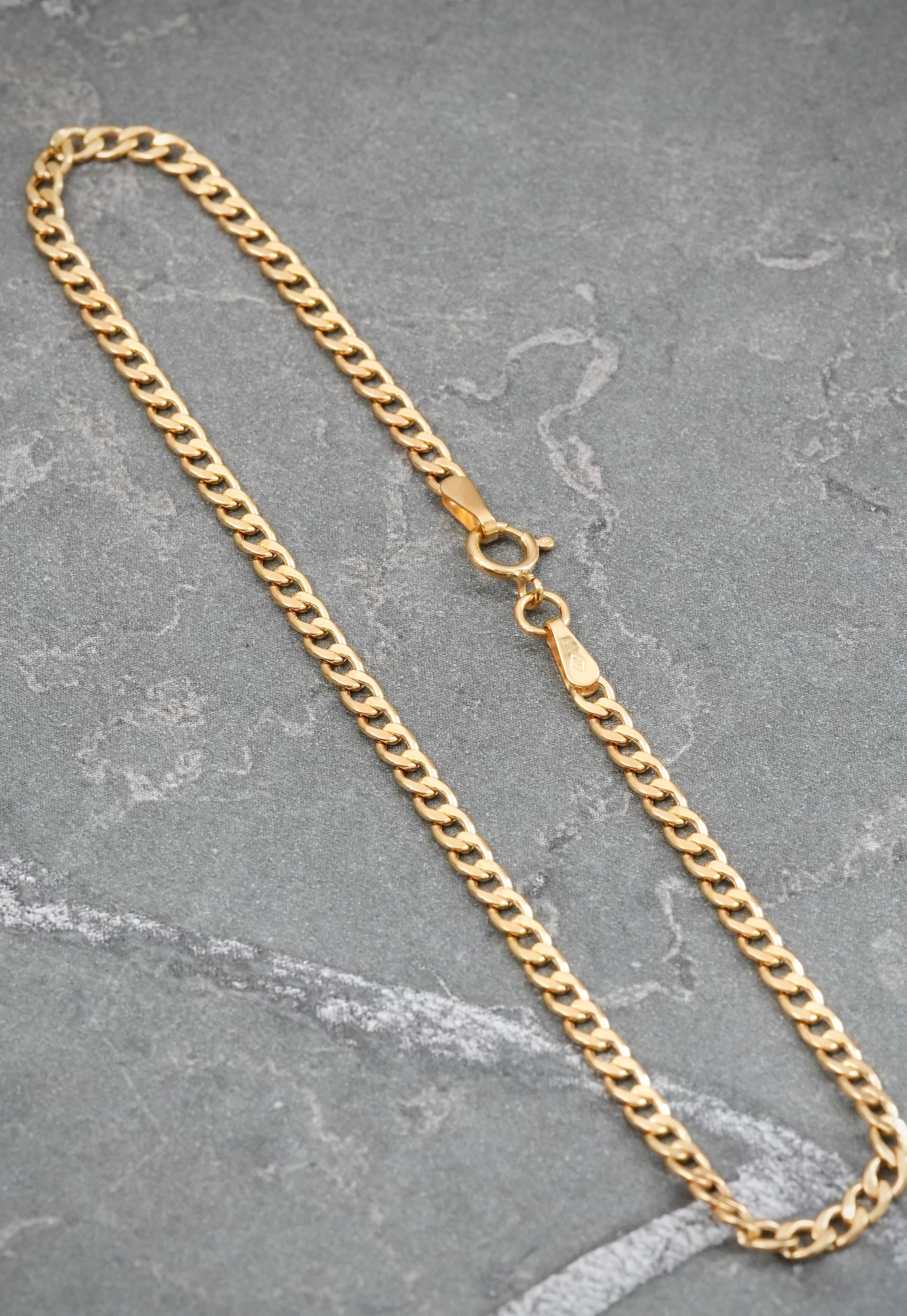 Pulso Cubano 1.1gr / 19.5cm / 2.5mm — Oro Amarillo