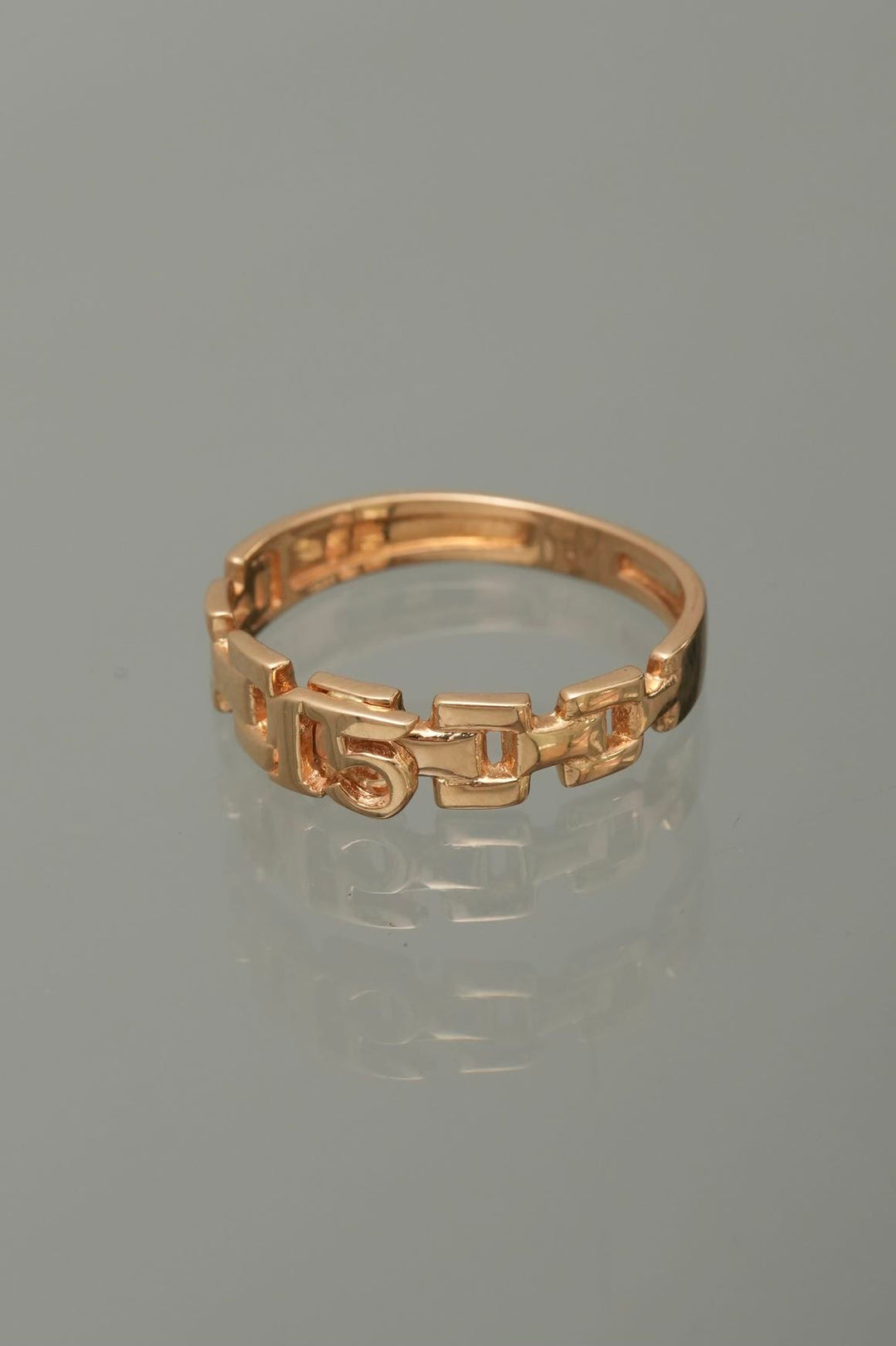 Anillo 15s 2.3gr / Talla 6 1/2 — Oro Amarillo