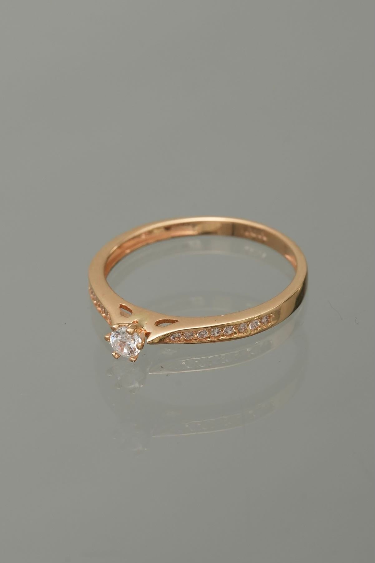 Solitario con swarovski blanco 1.8gr / TALLA 7 1/4 / Oro Amarillo Nac B