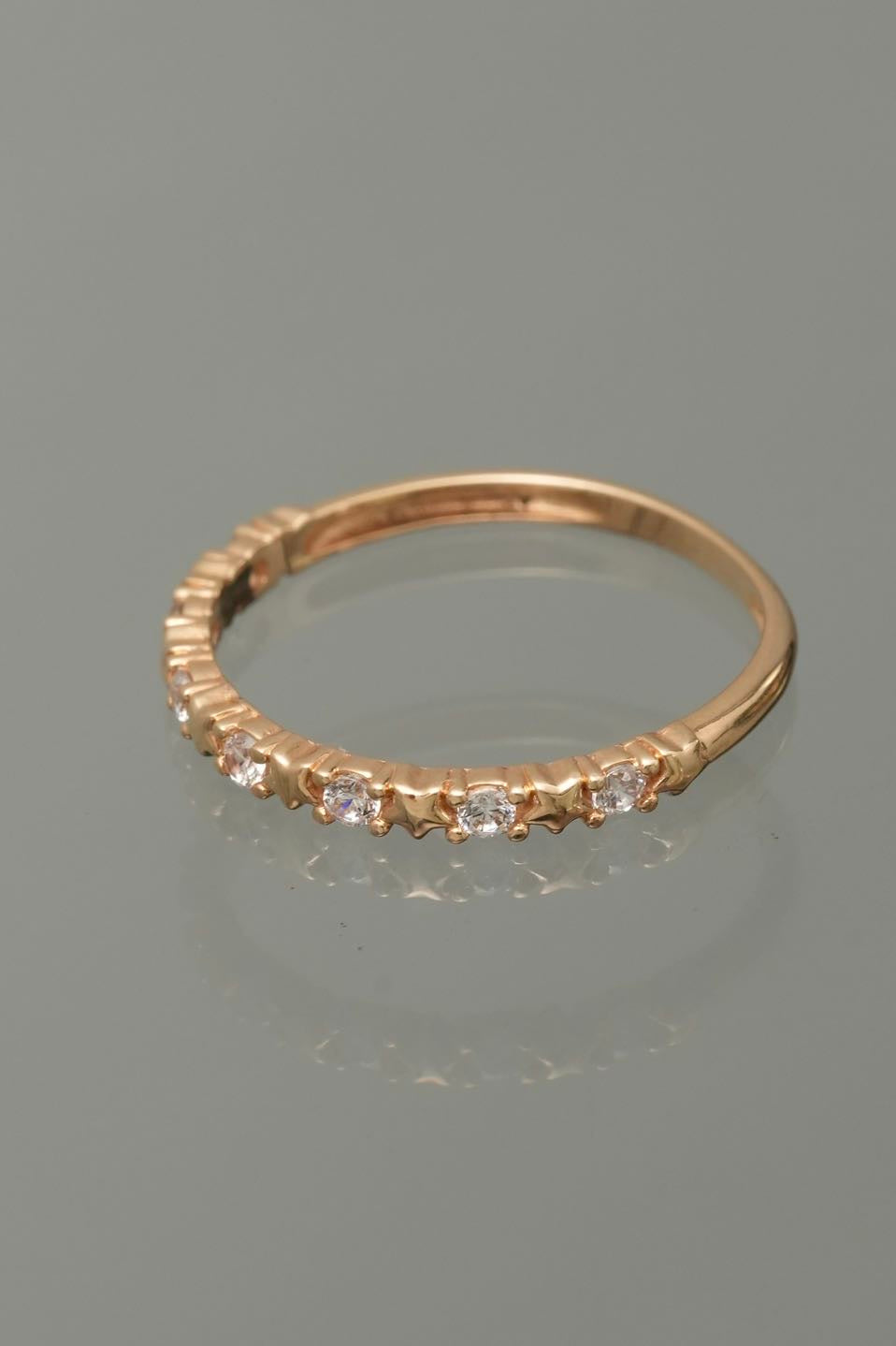 Anillo estrellas con swarovski blanco 1.5gr / TALLA 6 1/2 / Oro Amarillo Nac B