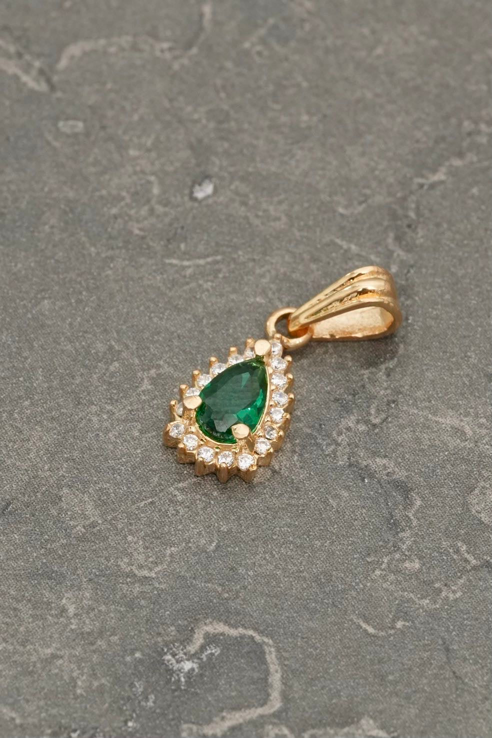 Dije con swarovski verde y blanco 1gr / Largo 1.7cm / Oro Amarillo Nac P