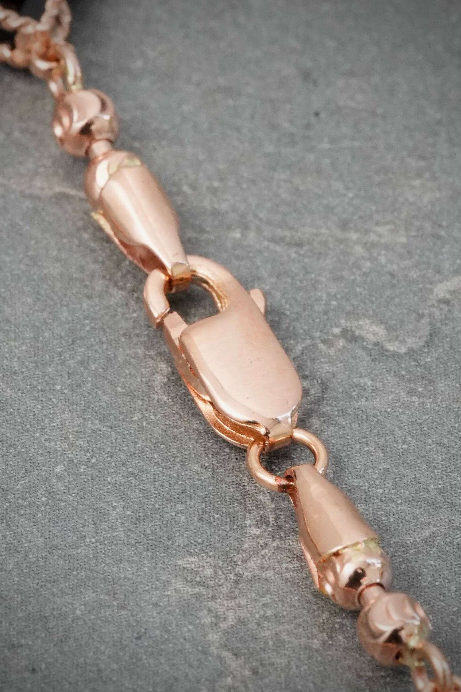 Pulso Lucky Clover con Swarovski Blanco 9.8gr / 19cm / 13.9mm — Oro Rosado