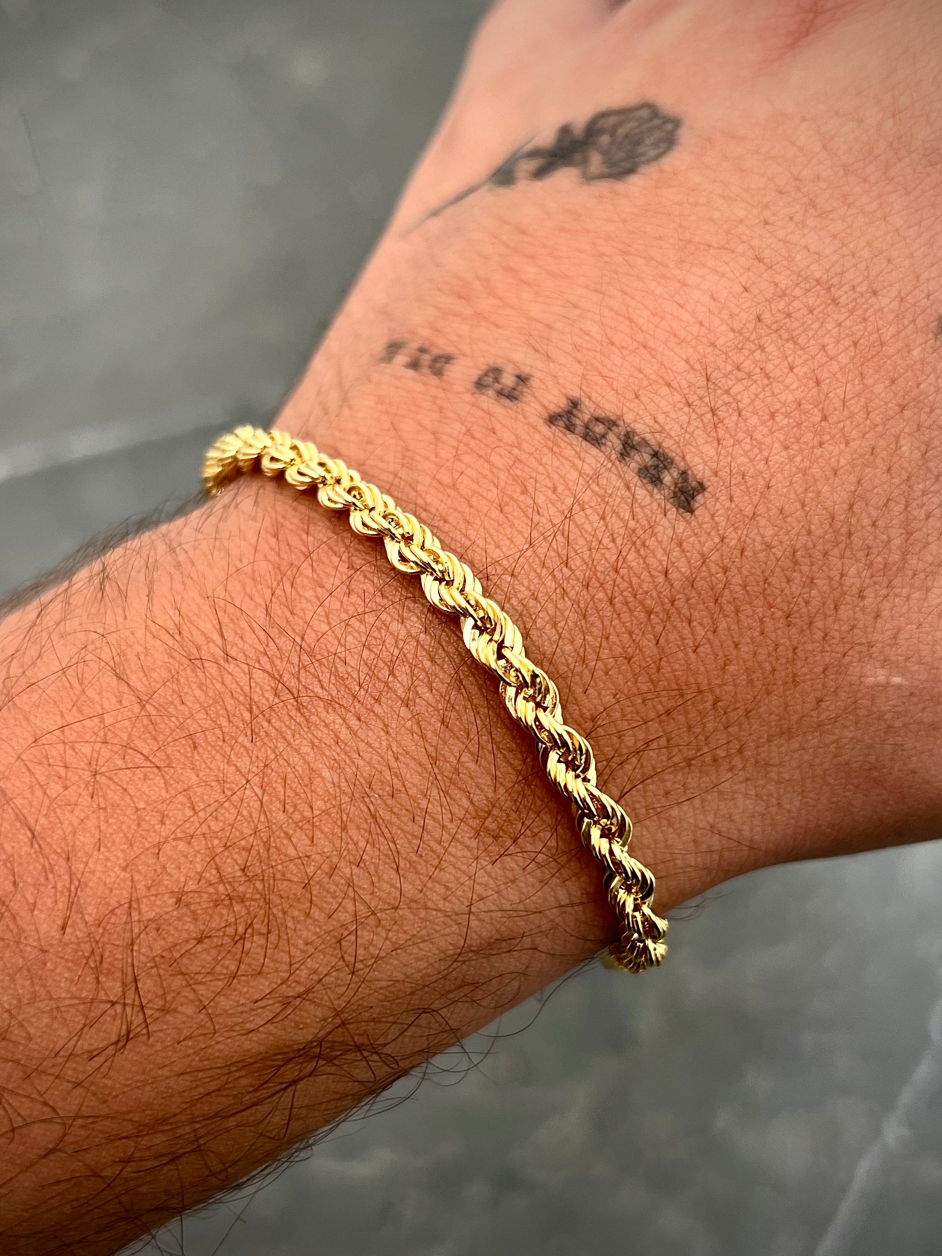 Pulso lazo 4.35gr / Largo 19cm / Oro Amarillo italy +2 M