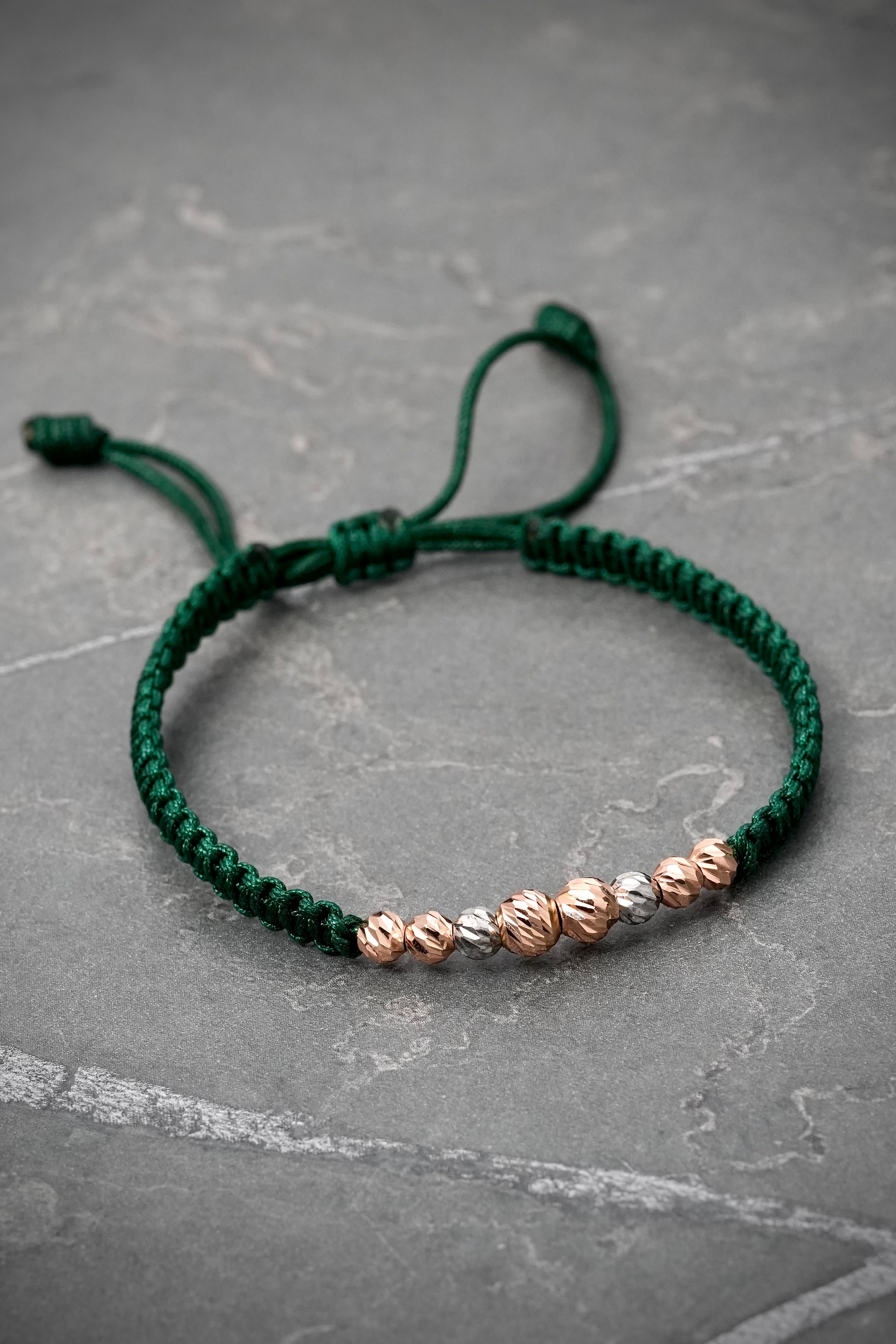 Pulsera hilo verde con bolas diamantadas 0.75gr / Dos Oros (Joya) M